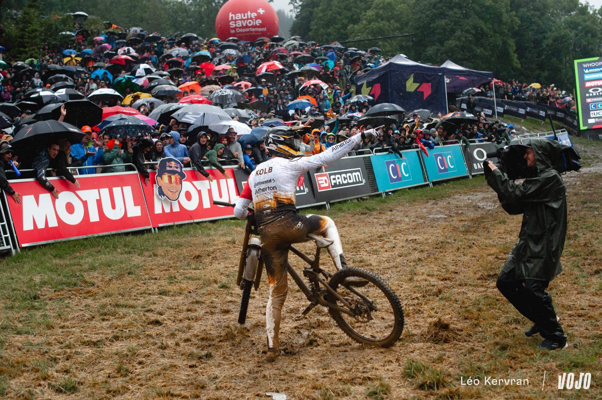 https://www.vojomag.com/app/uploads/2024/07/dh les gets finale pierron farina 2024 vojo paul humbert 11.jpg