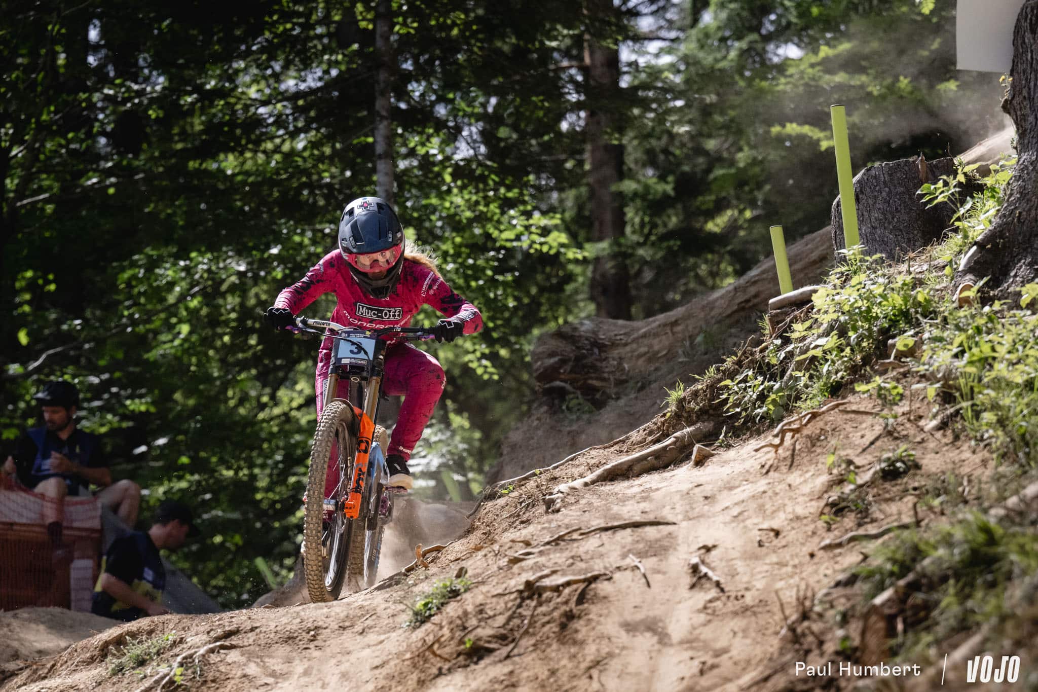 https://www.vojomag.com/app/uploads/2024/07/dh les gets finale pierron farina 2024 vojo paul humbert 6 1.jpg