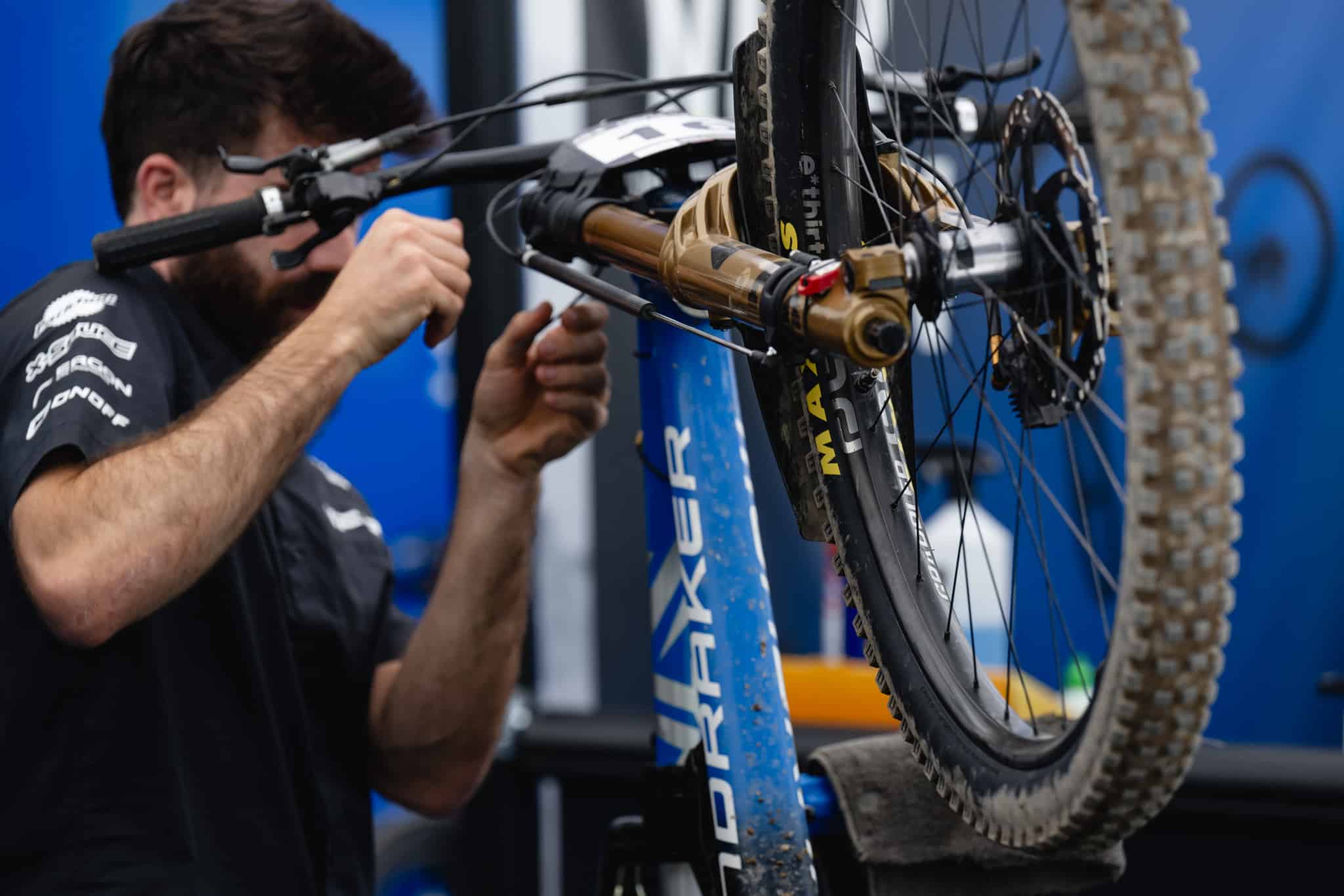 https://www.vojomag.com/app/uploads/2024/07/paddock coupe monde xc dh les gets 2024 vojo paul humbert 53.jpg