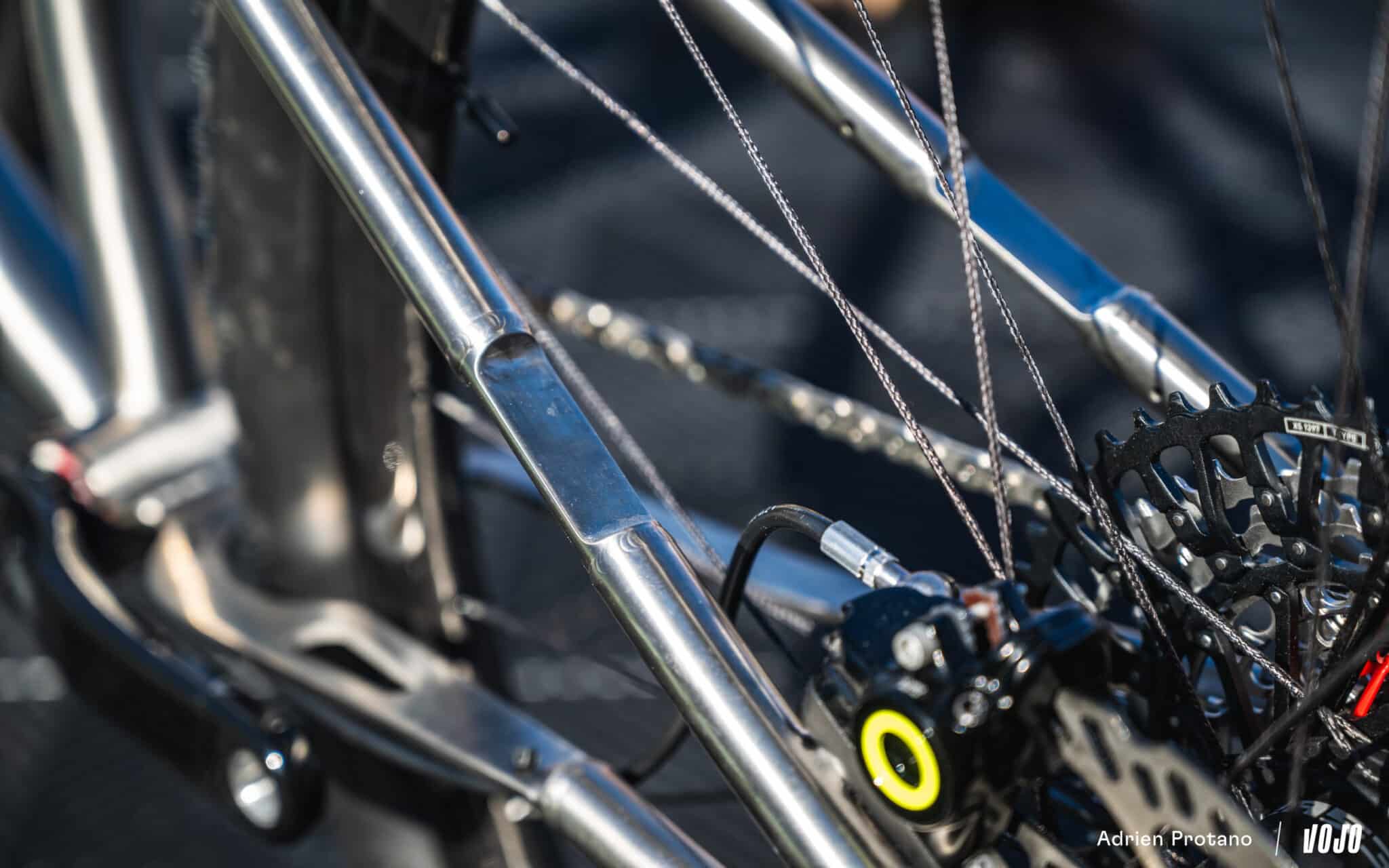 https://www.vojomag.com/app/uploads/2024/10/Rockrider Roc dAzur Vojo A.Protano 1 13 2048x1280.jpg