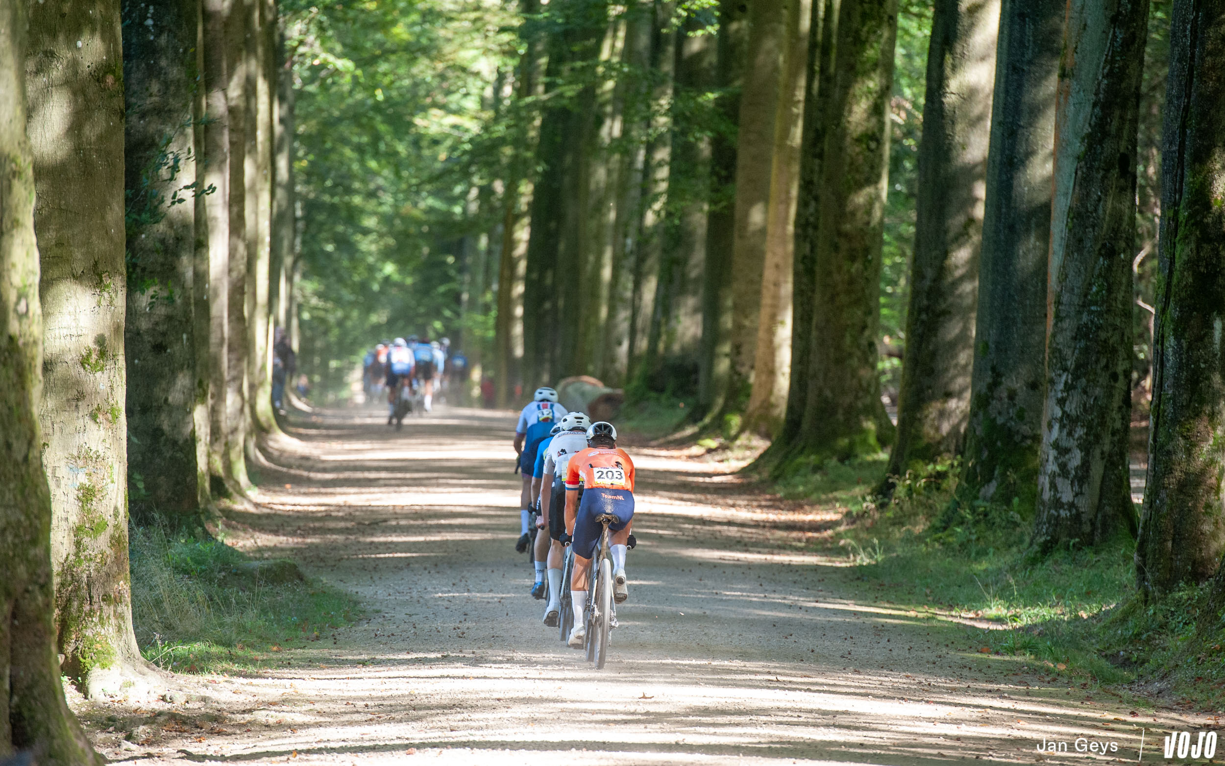 Championnats du monde Gravel 2024 Vos et Van der Poel à l'assaut de