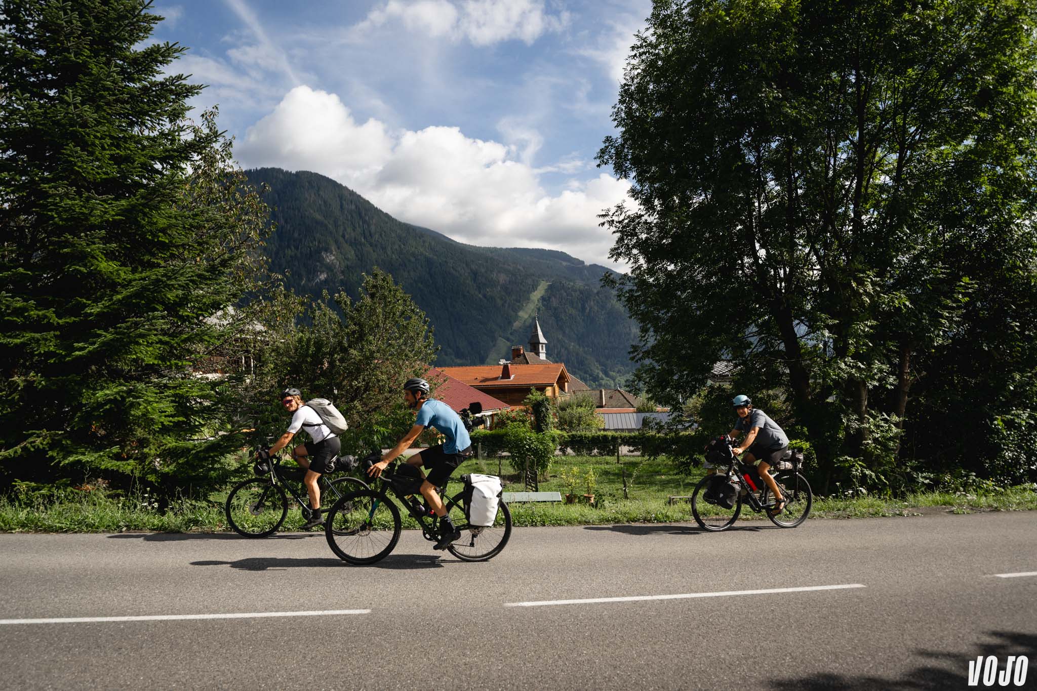 https://www.vojomag.com/app/uploads/2024/11/bergamont grandurance 8 paris chamonix julien bevillard vojo paul humbert 64.jpg