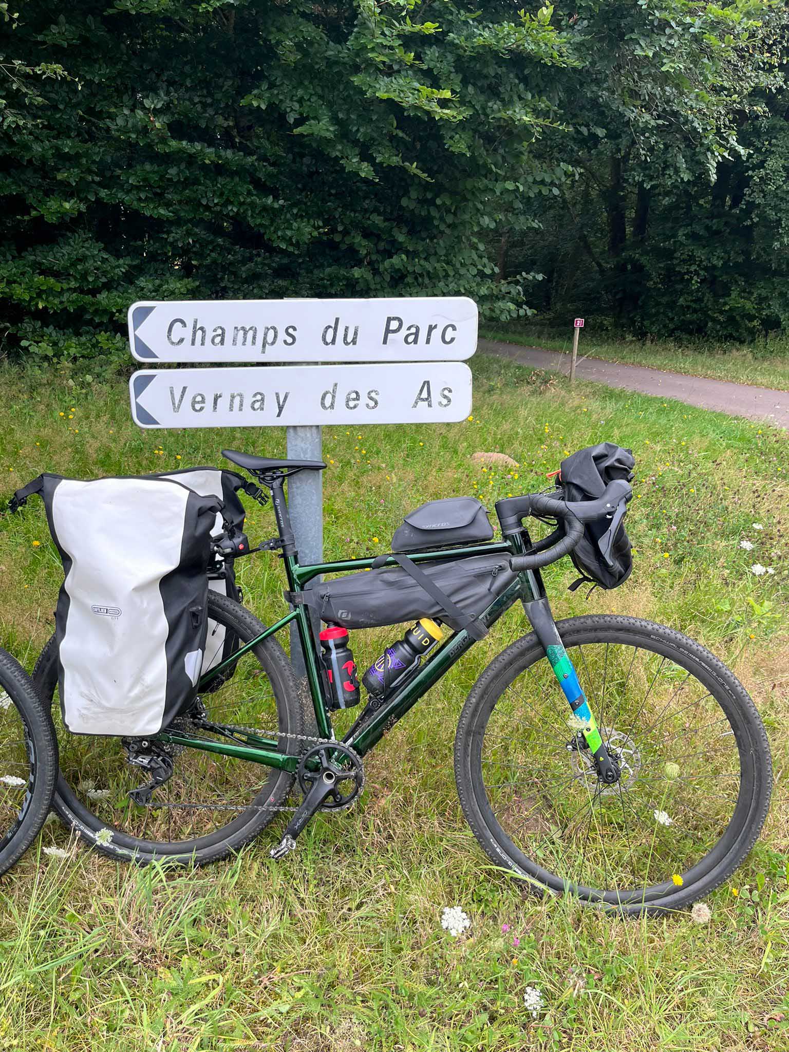 https://www.vojomag.com/app/uploads/2024/11/bergamont grandurance 8 paris chamonix julien bevillard vojo paul humbert 68.jpg