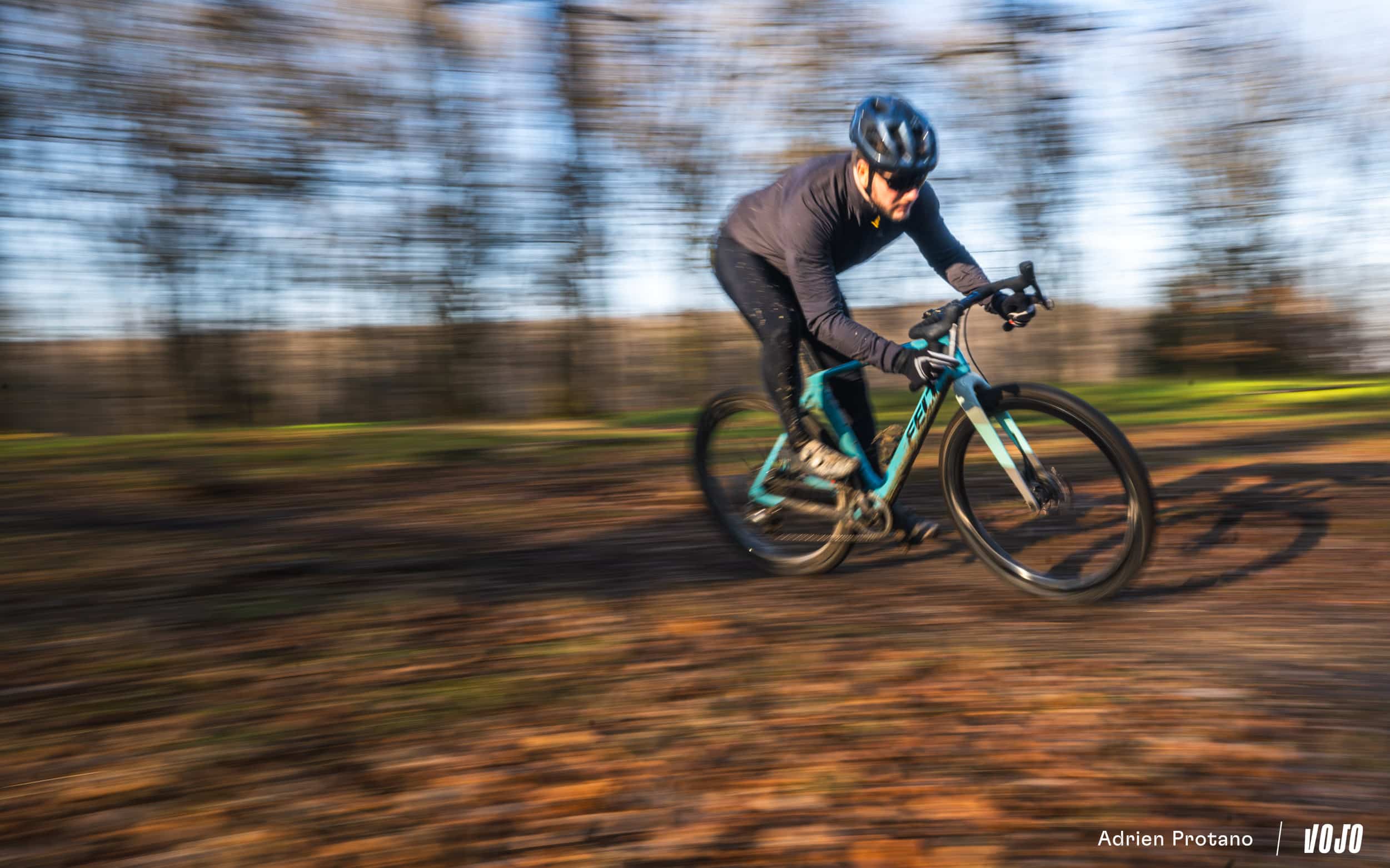 https://www.vojomag.com/app/uploads/2025/02/Roues Duke Gravel 2025 Avis Test Vojo A.Protano 26.jpg