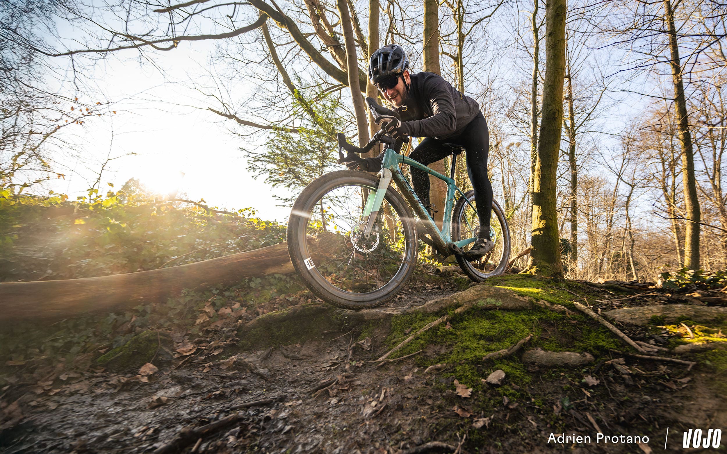 https://www.vojomag.com/app/uploads/2025/02/Roues Duke Gravel Aero Test Avis Vojo A.Protano 4.jpg