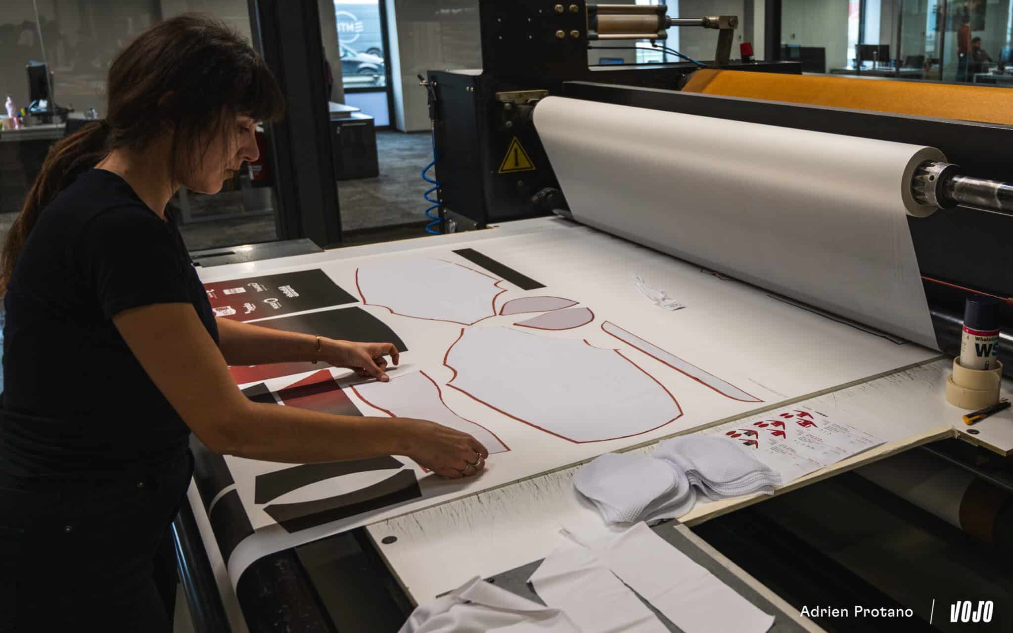 https://www.vojomag.com/app/uploads/2025/02/Visite Atelier Tactic Gerone Vojo A.Protano 1 19 2048x1280.jpg