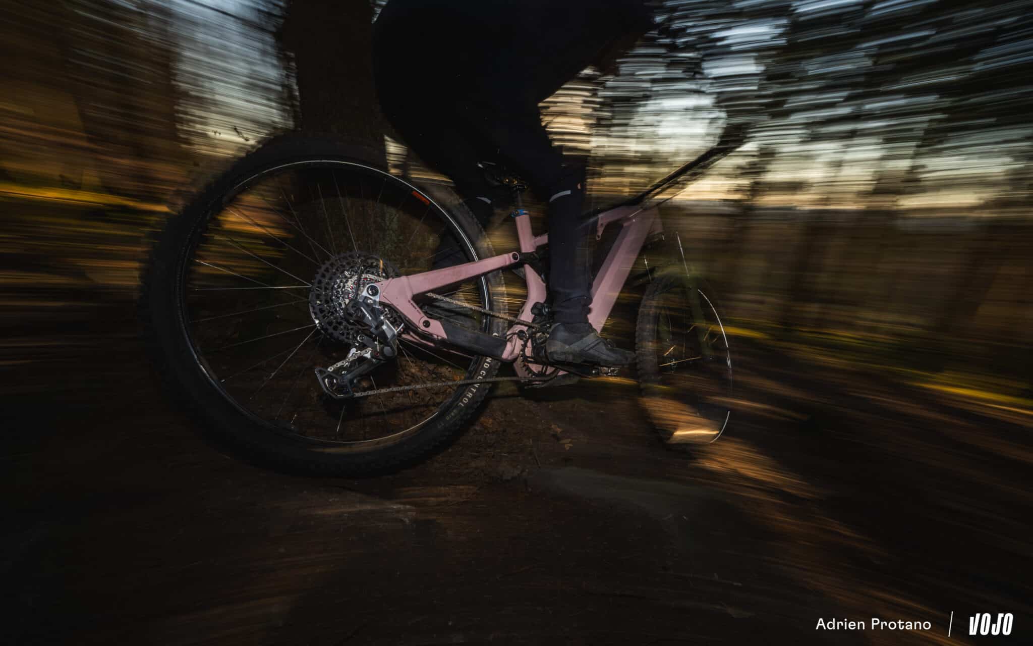 https://www.vojomag.com/app/uploads/2025/03/Transmission Sram 90 2025 Vojo test Avis 2 Vojo A.Protano 1 20 1 2048x1280.jpg