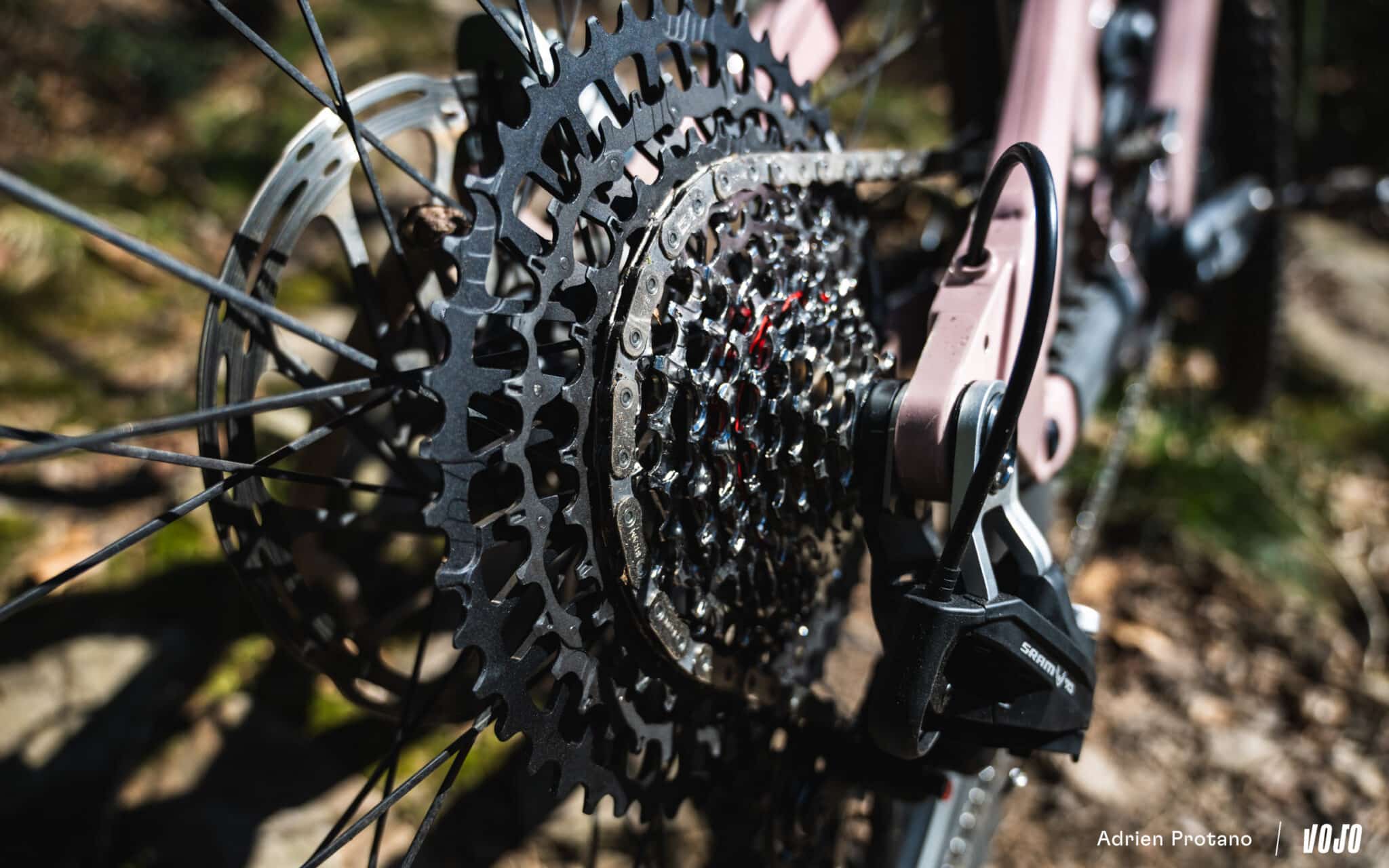 https://www.vojomag.com/app/uploads/2025/03/Transmission Sram 90 2025 Vojo test Avis 2 Vojo A.Protano 1 18 2048x1280.jpg