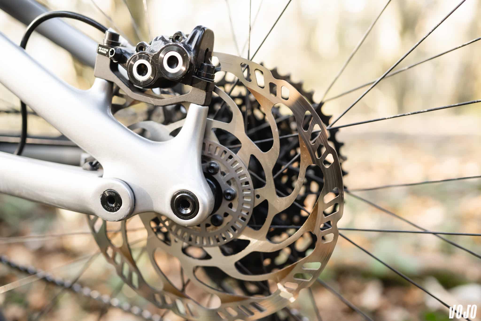 https://www.vojomag.com/app/uploads/2025/03/amflow dji avinox ebike VTTAE 2025 vojo paul humbert 23.jpg