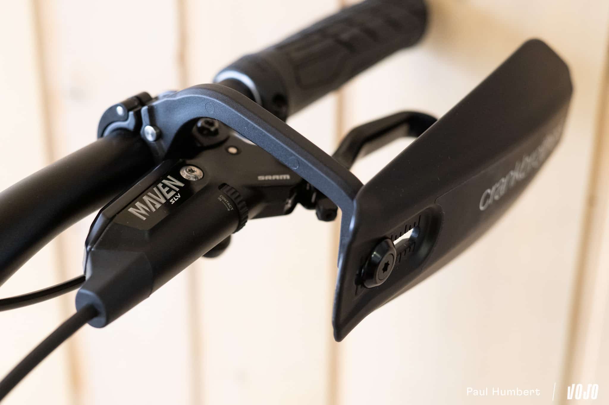 https://www.vojomag.com/app/uploads/2025/03/proteges mains crankbrothers 2025 vojo paul humbert 8.jpg