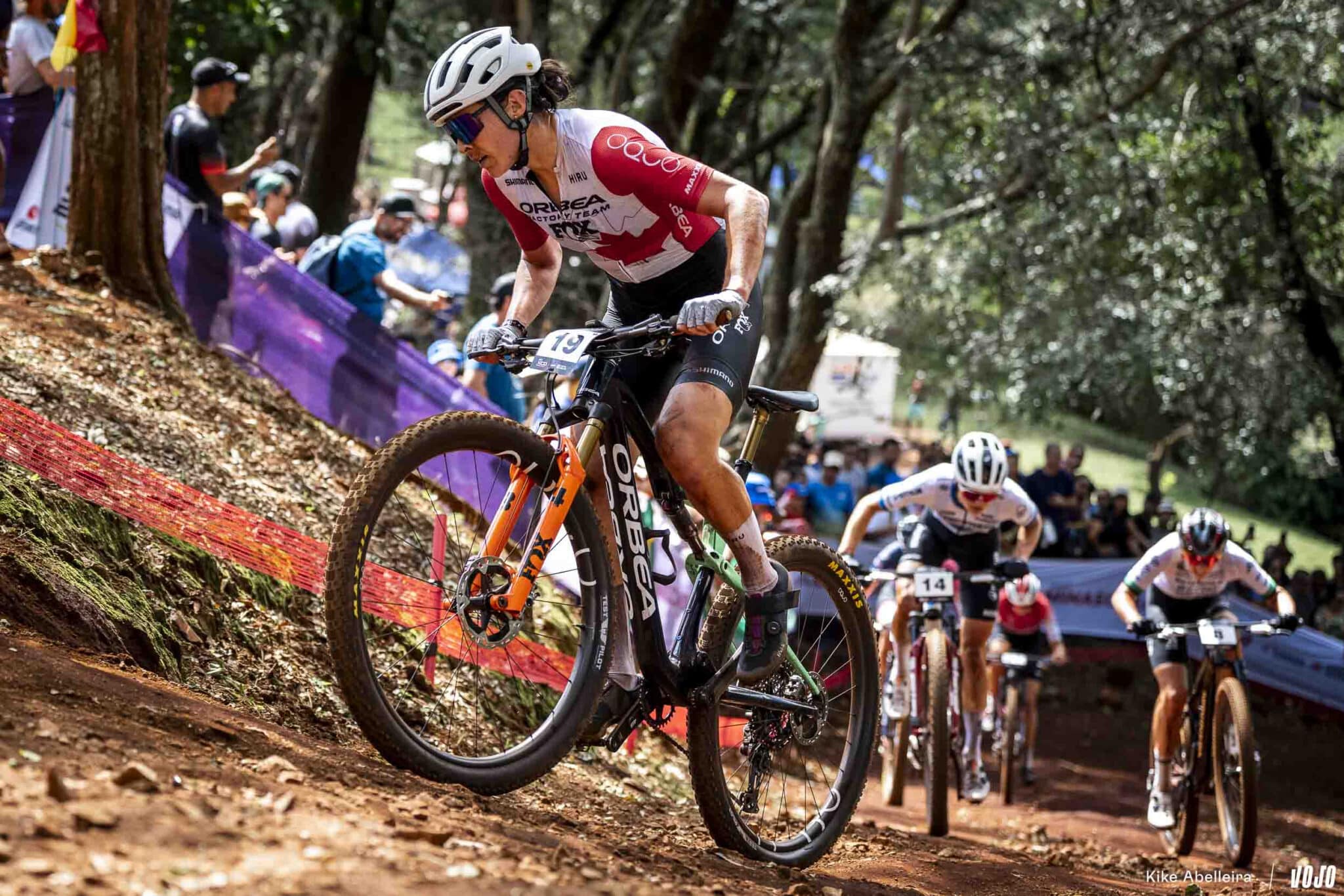https://www.vojomag.com/app/uploads/2025/04/25MTBWC Araxa1 byKikeAbelleira 1207002 2048x1366.jpg