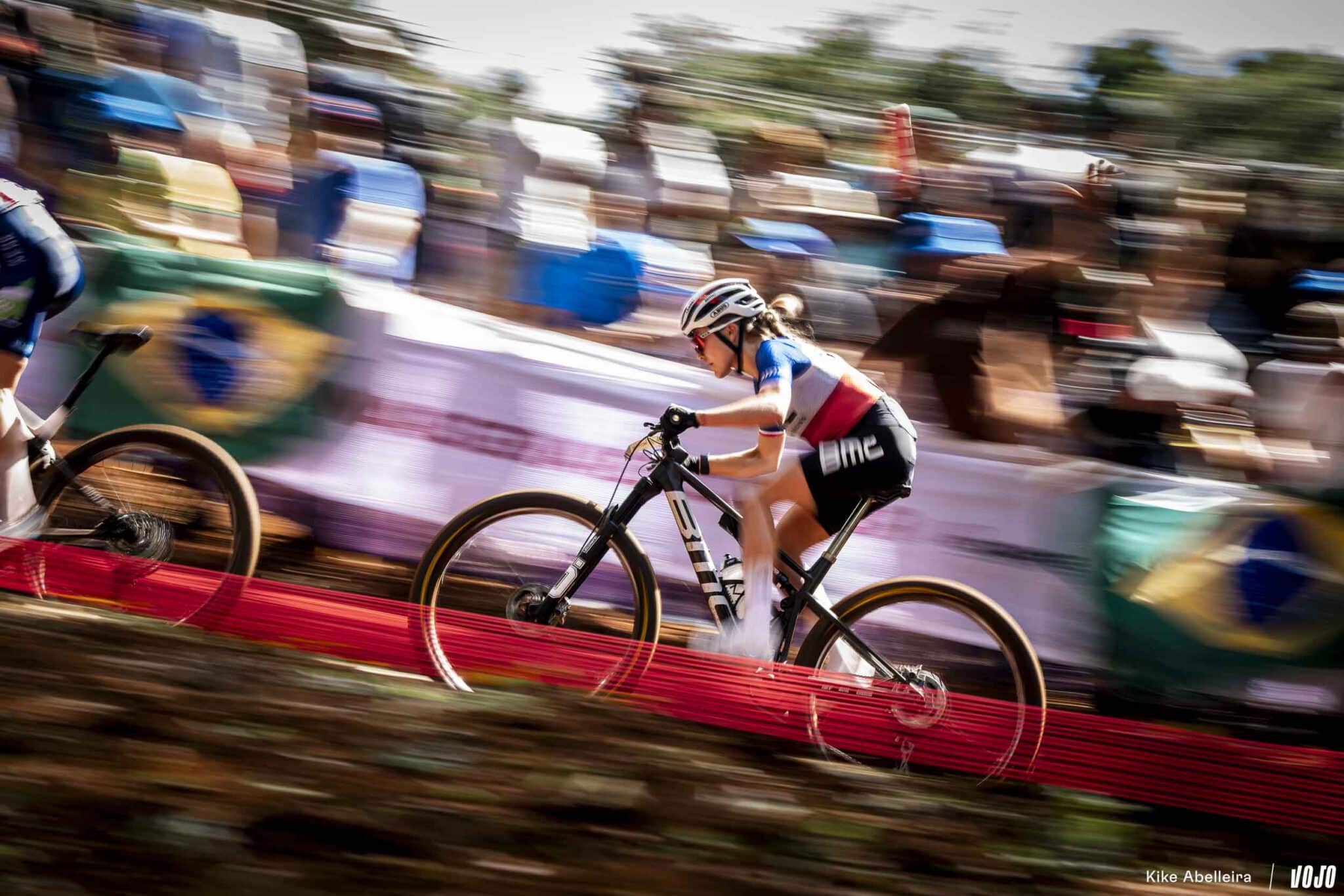 https://www.vojomag.com/app/uploads/2025/04/25MTBWC Araxa1 byKikeAbelleira 1207002 2048x1366.jpg