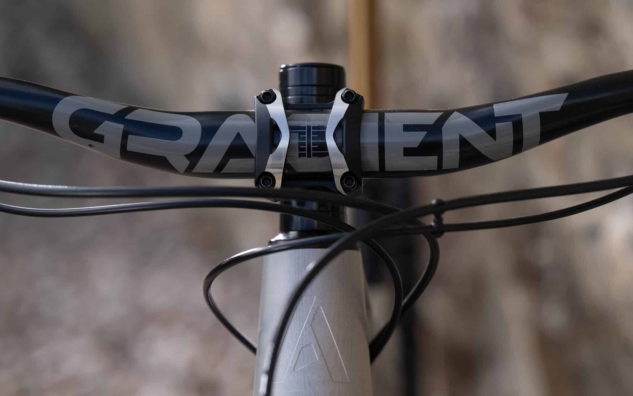 https://www.vojomag.com/app/uploads/2025/04/FSA Gradient cintre 4 2048x1280.jpg