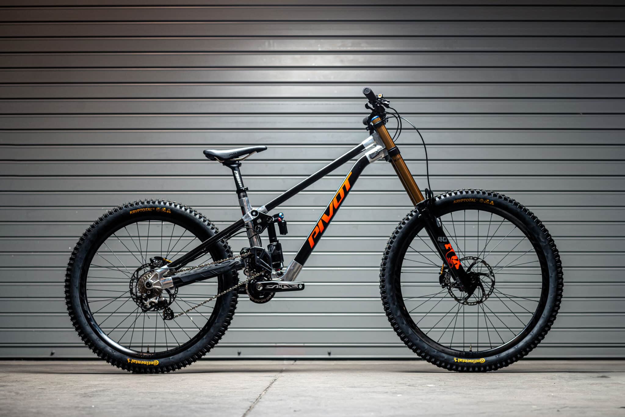 https://www.vojomag.com/app/uploads/2025/04/Foto Jens Staudt Pivot Phoenix DW6 Prototype 2024 6048 2 2048x1366 1.jpg
