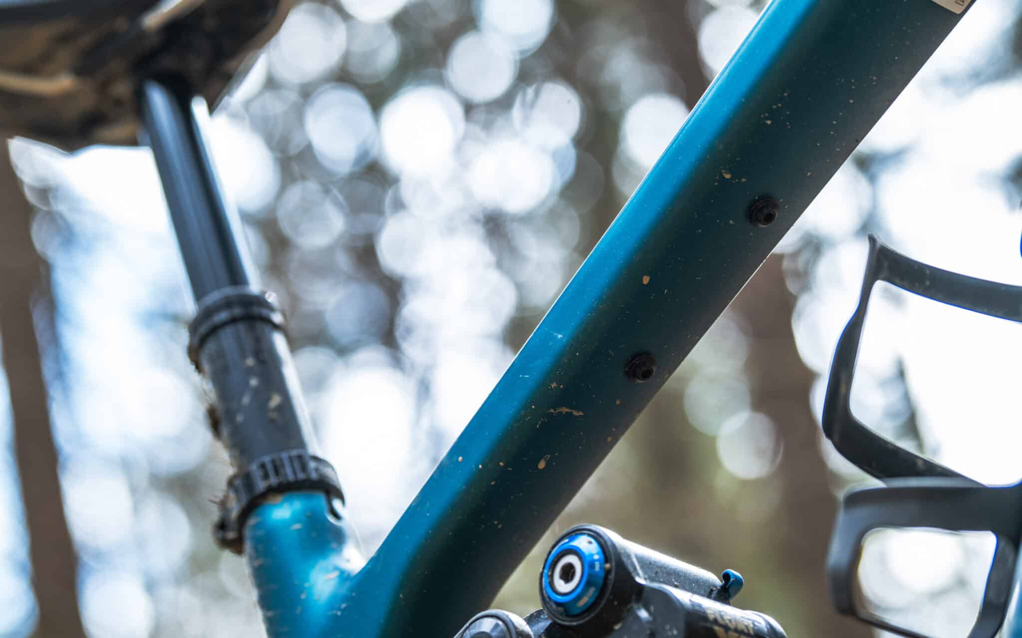 https://www.vojomag.com/app/uploads/2025/04/Santa Cruz Bullit 2025 Test nouveautes VTTAE Avis Vojo A.Protano 1 5 1 2048x1280.jpg