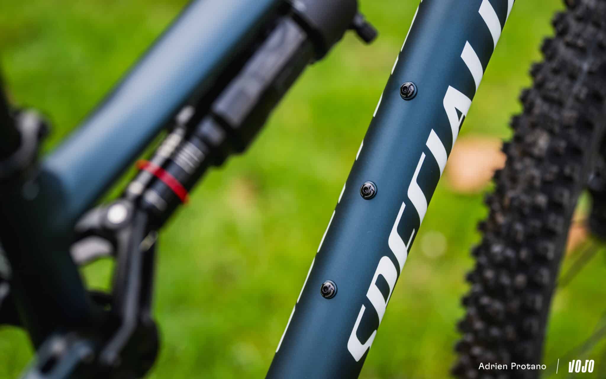 https://www.vojomag.com/app/uploads/2025/04/Specialized Chisel nouveautes VTTAE Avis Vojo A.Protano 127 2048x1280.jpg