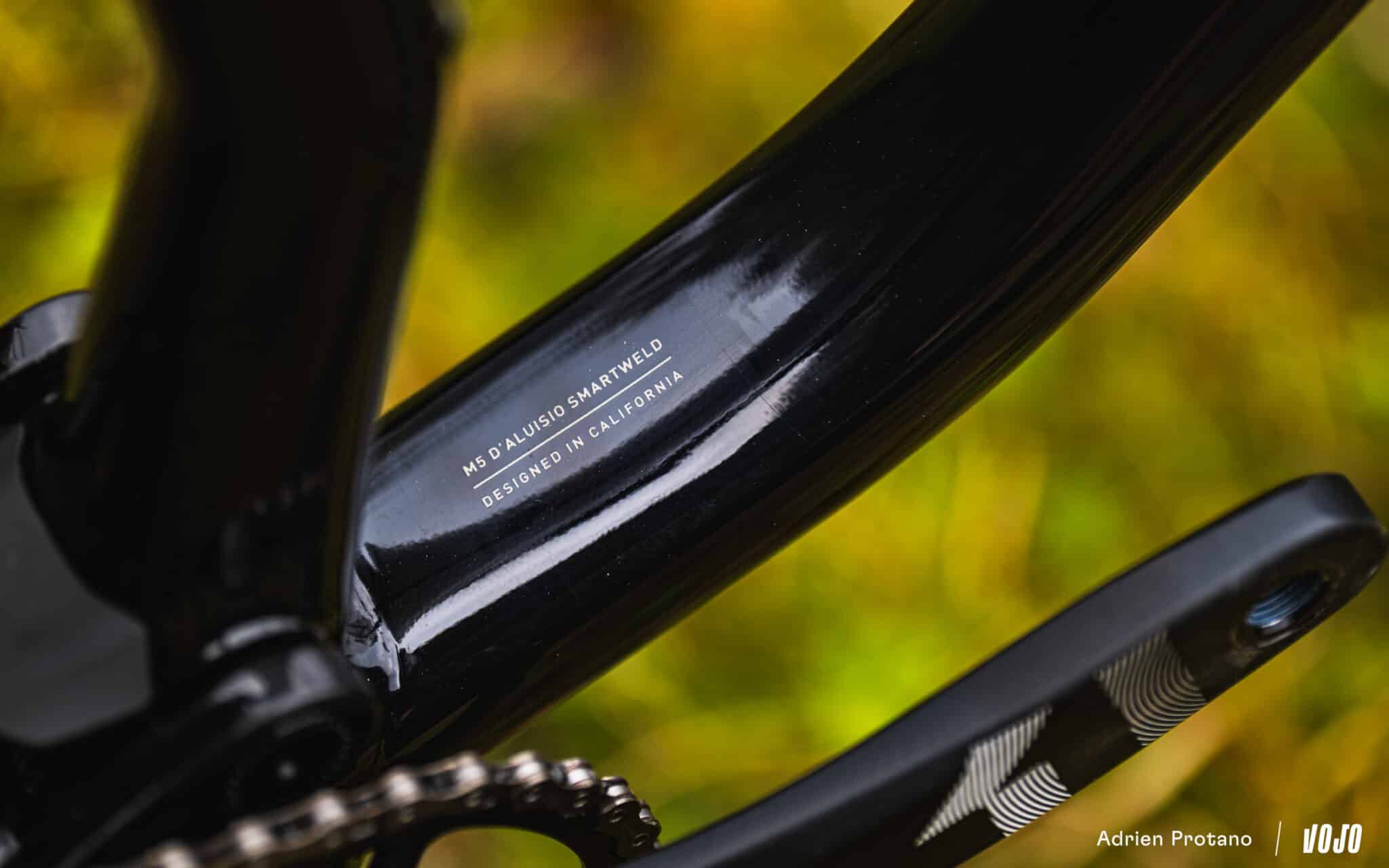https://www.vojomag.com/app/uploads/2025/04/Specialized Chisel nouveautes VTTAE Avis Vojo A.Protano 58 2048x1280.jpg