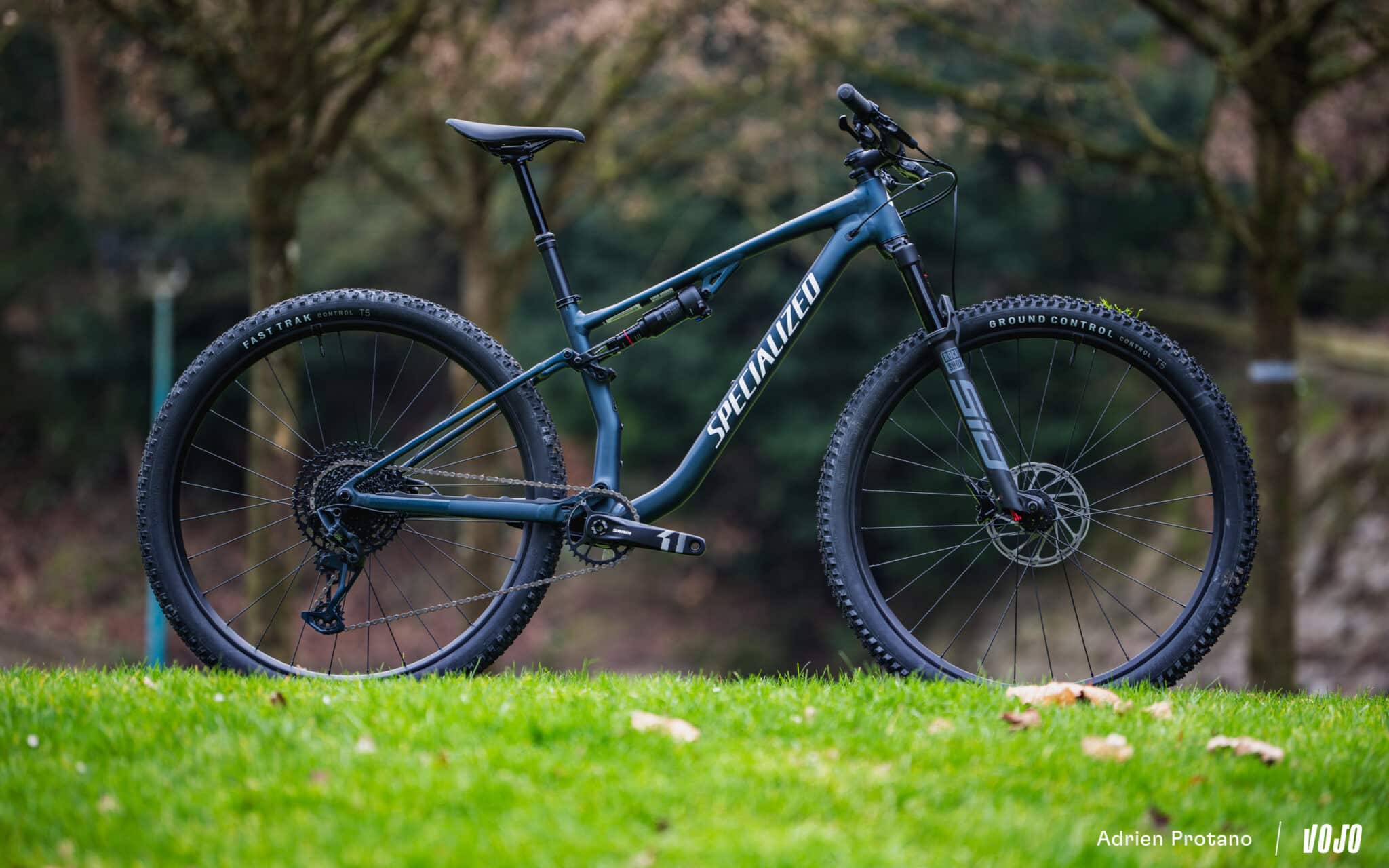 https://www.vojomag.com/app/uploads/2025/04/Specialized Chisel nouveautes VTTAE Avis Vojo A.Protano 78 2048x1280.jpg