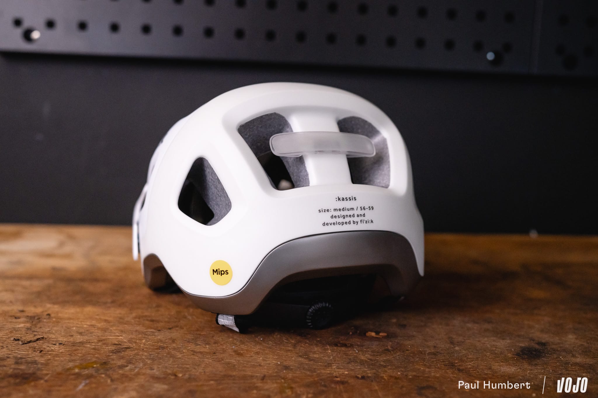 https://www.vojomag.com/app/uploads/2025/04/casque vtt gravel fizik kassis kudo 2025 vojo paul humbert 22.jpg