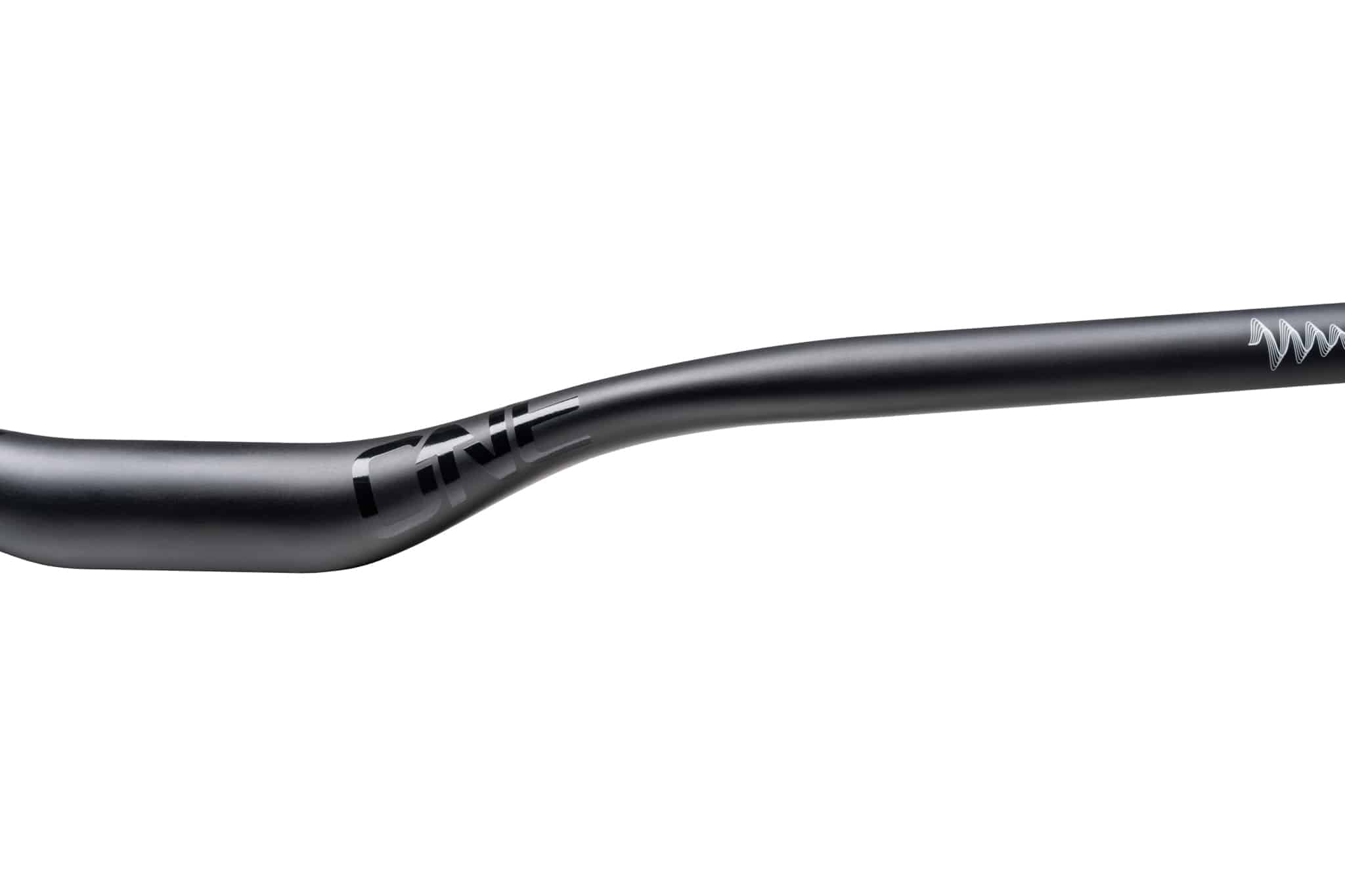 https://www.vojomag.com/app/uploads/2025/04/cintre oneup v2 carbon vojo paul humbert 3.jpg