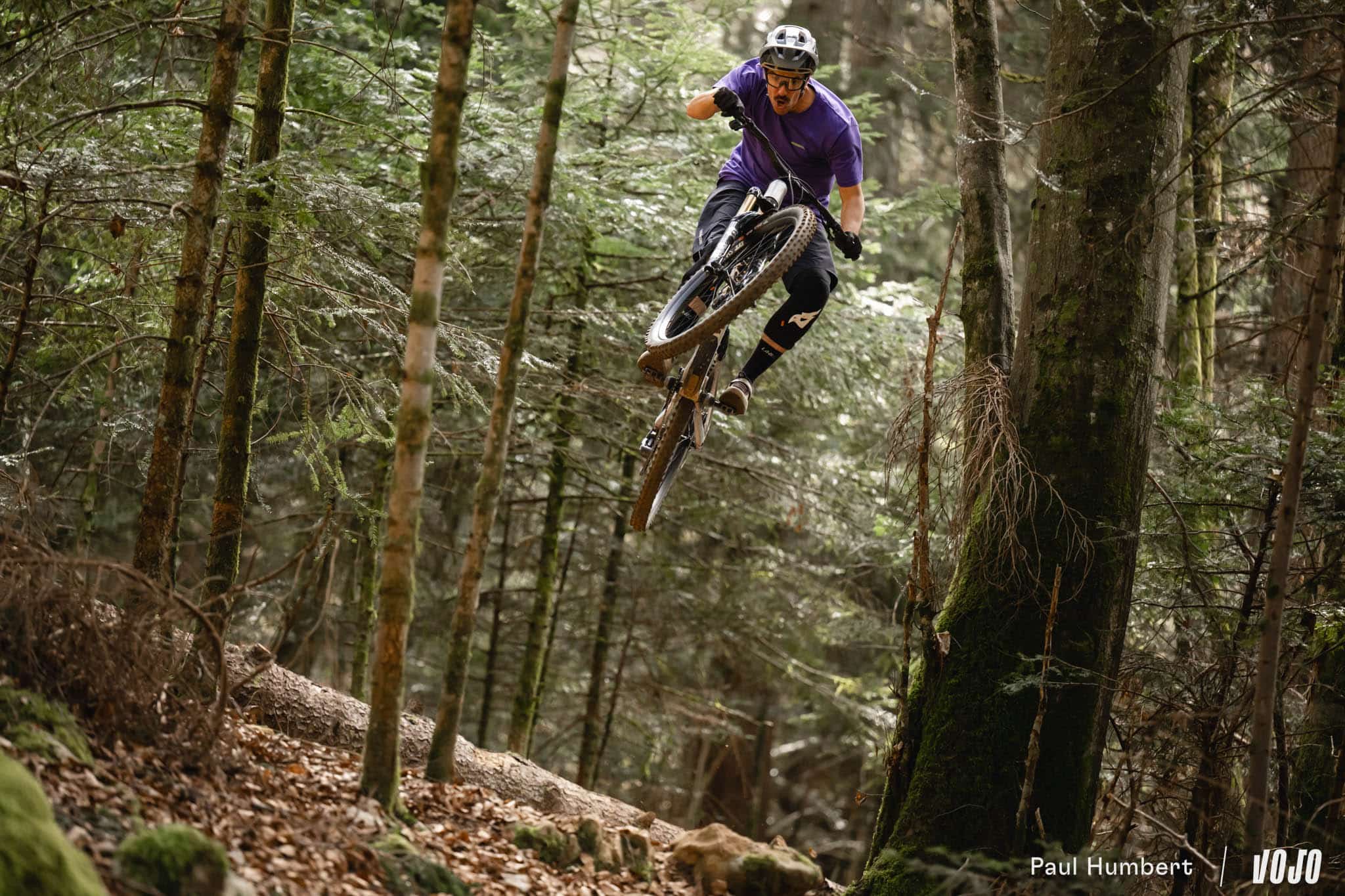 https://www.vojomag.com/app/uploads/2025/04/rossignol heretic test avis france grenoble vtt 2025 vojo paul humbert 57.jpg