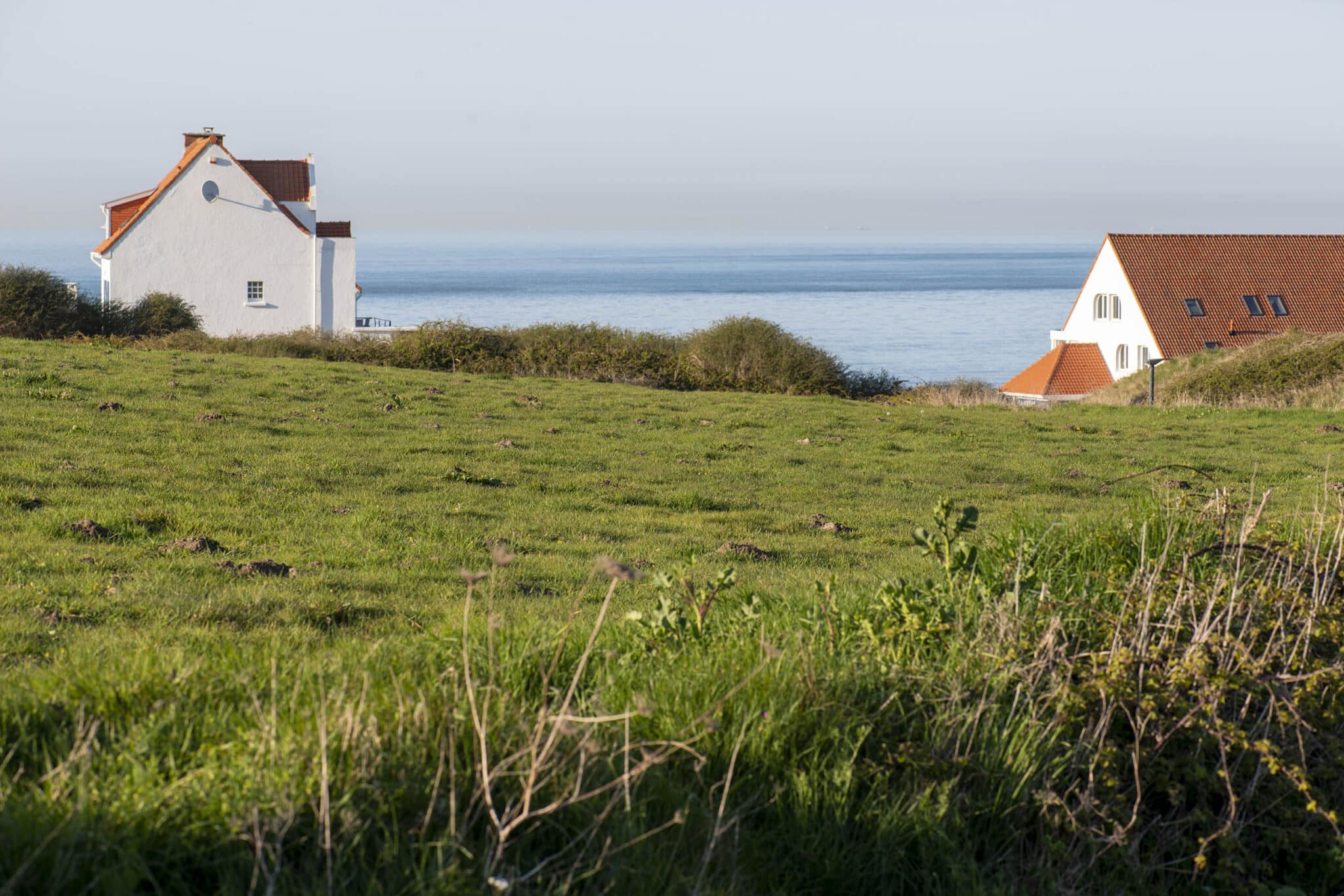 https://www.vojomag.com/app/uploads/2025/05/Cote Opale Gravel. Cap Blanc Nez2 2048x1366.jpg