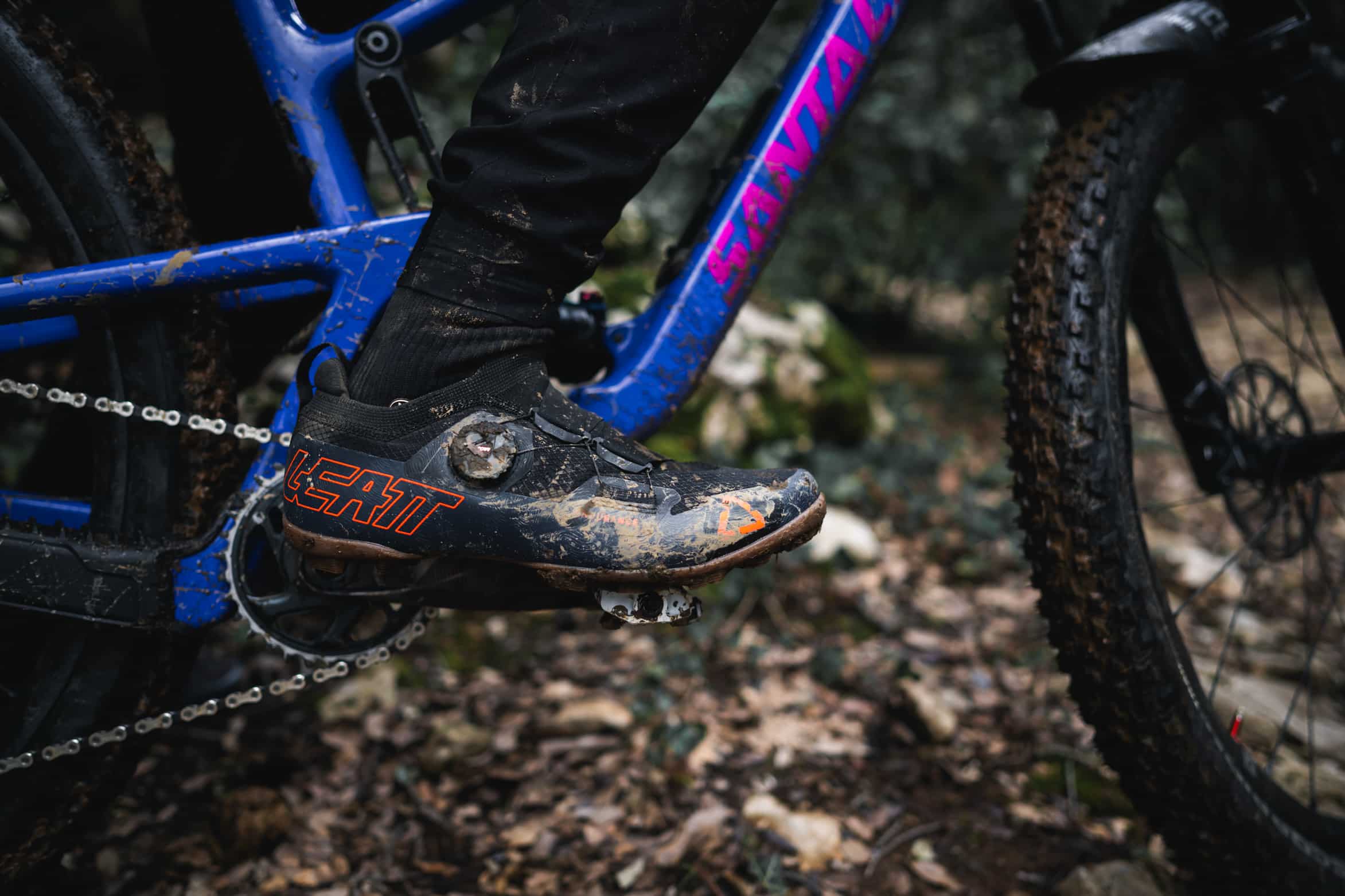 https://www.vojomag.com/app/uploads/2025/05/Leatt ProClip Endurance 8.0 2025 A.Protano Vojo 9 2.jpg