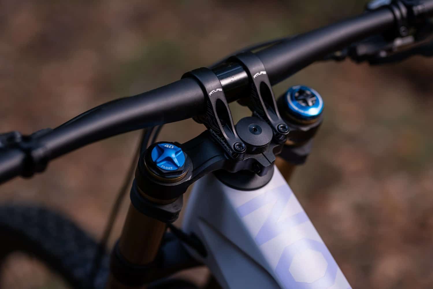 https://www.vojomag.com/app/uploads/2025/05/orbea rallon dh enduro test 2025 vojo paul humbert 45.jpg