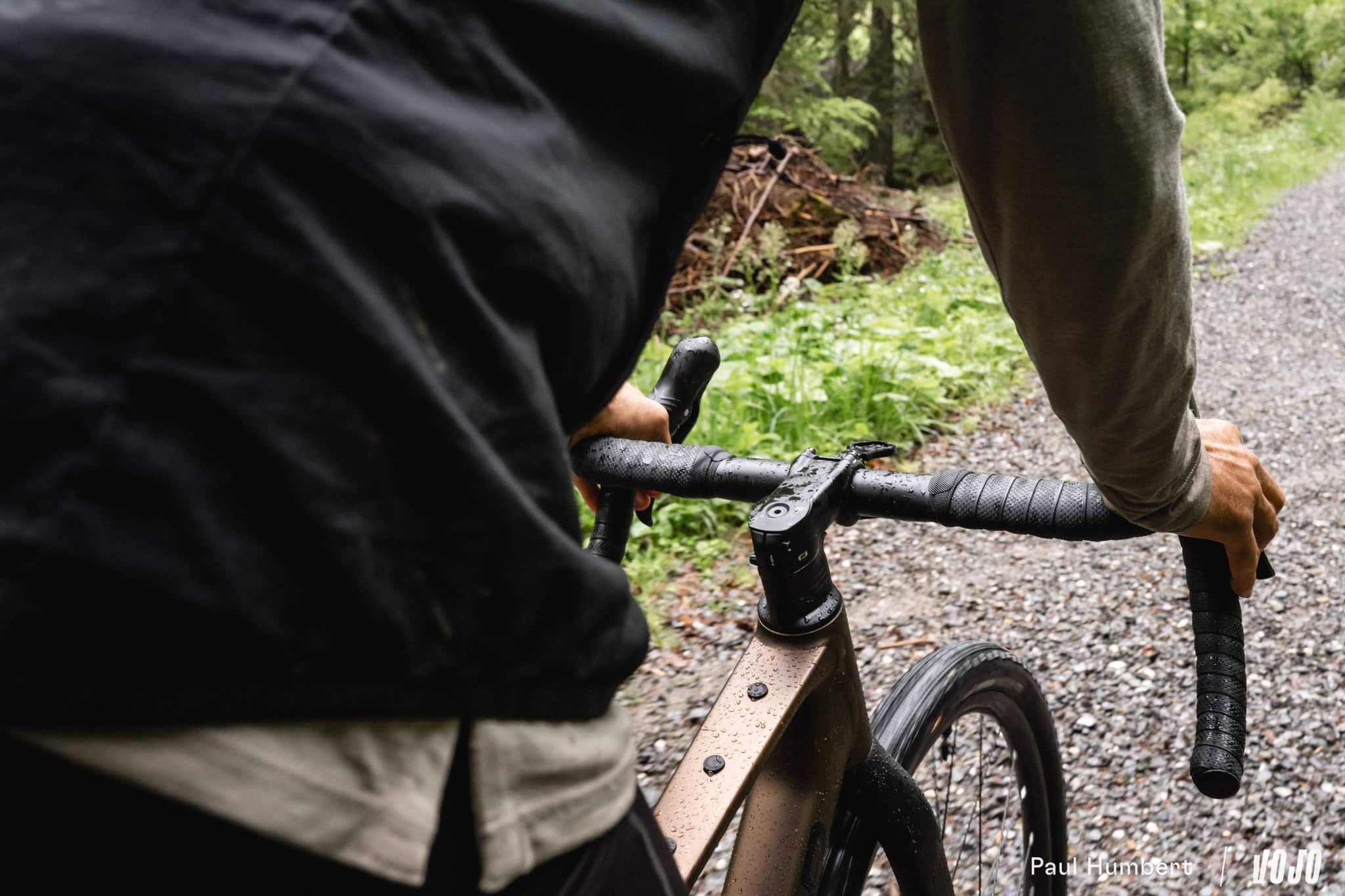 https://www.vojomag.com/app/uploads/2025/05/mondraker arid alu gravel 2025 vojo paul humbert 22.jpg