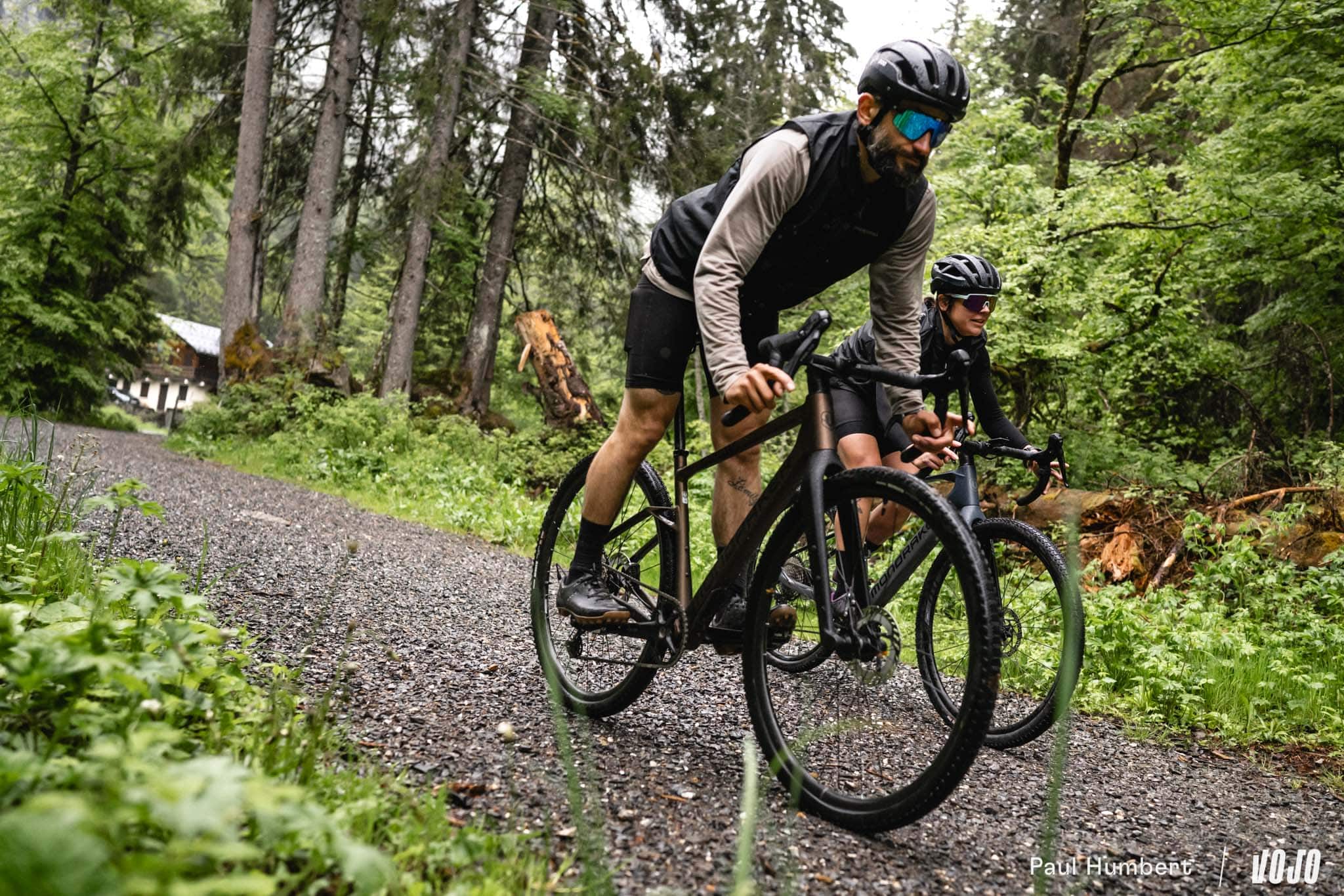 https://www.vojomag.com/app/uploads/2025/05/mondraker arid alu gravel 2025 vojo paul humbert 18.jpg