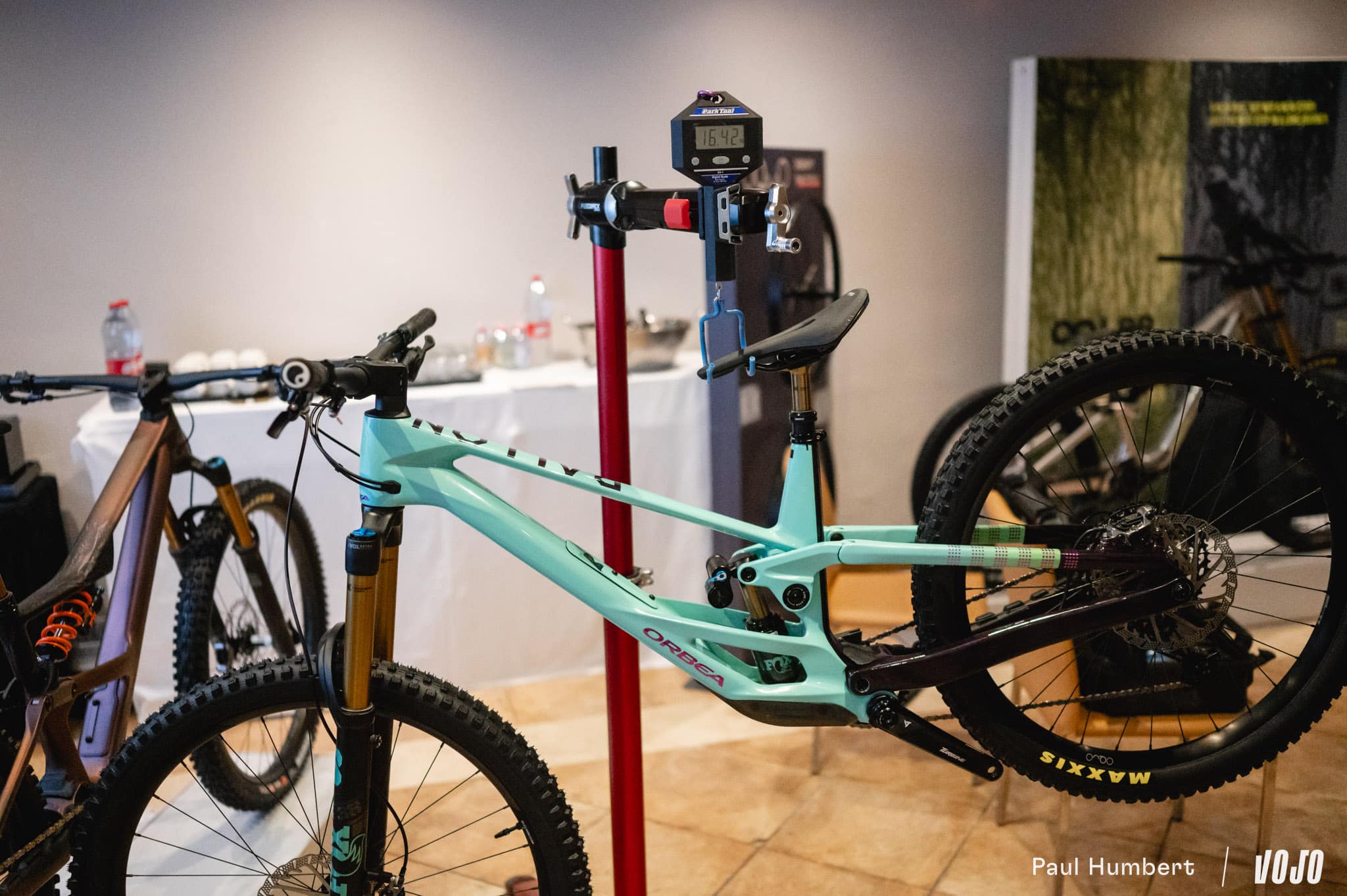 https://www.vojomag.com/app/uploads/2025/05/orbea rallon dh enduro test 2025 vojo paul humbert 23.jpg