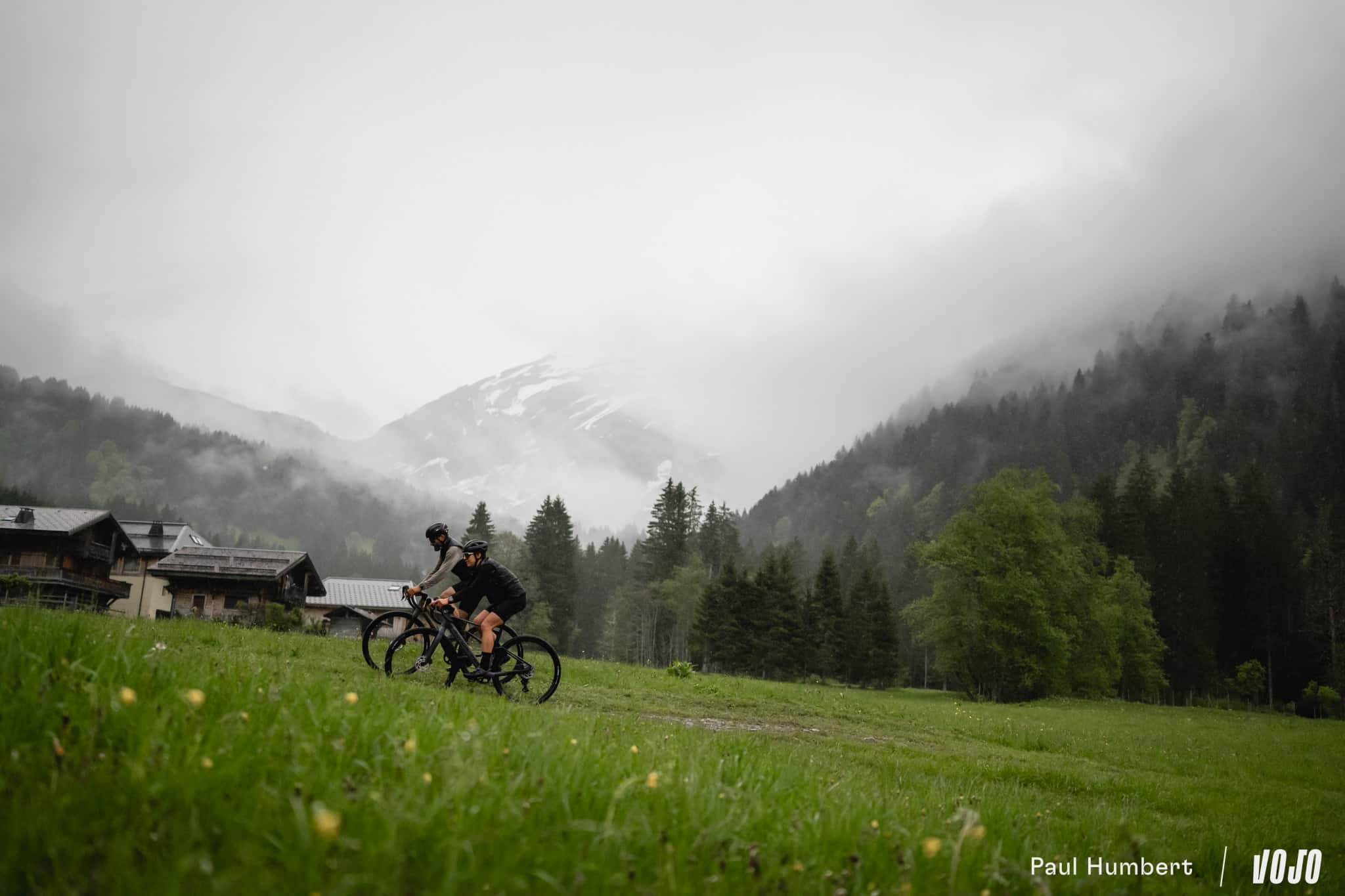 https://www.vojomag.com/app/uploads/2025/05/reco passportes passportes gravel mondraker les gets 2025 vojo paul humbert 7.jpg