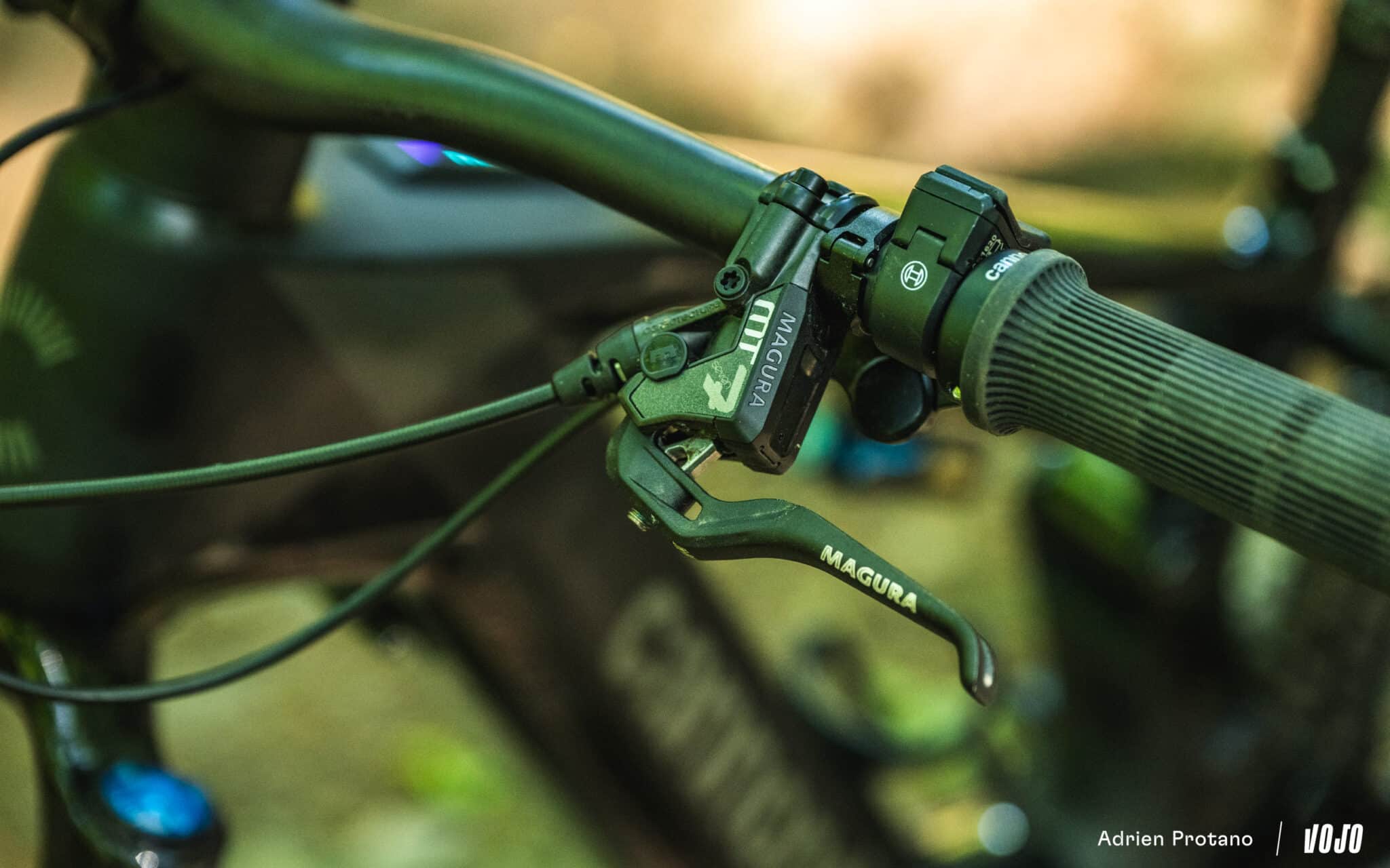 https://www.vojomag.com/app/uploads/2025/06/Cannondale Moterra 2025 VTTAE Avis Test comparaison Vojo A.Protano 1 32 2048x1280.jpg