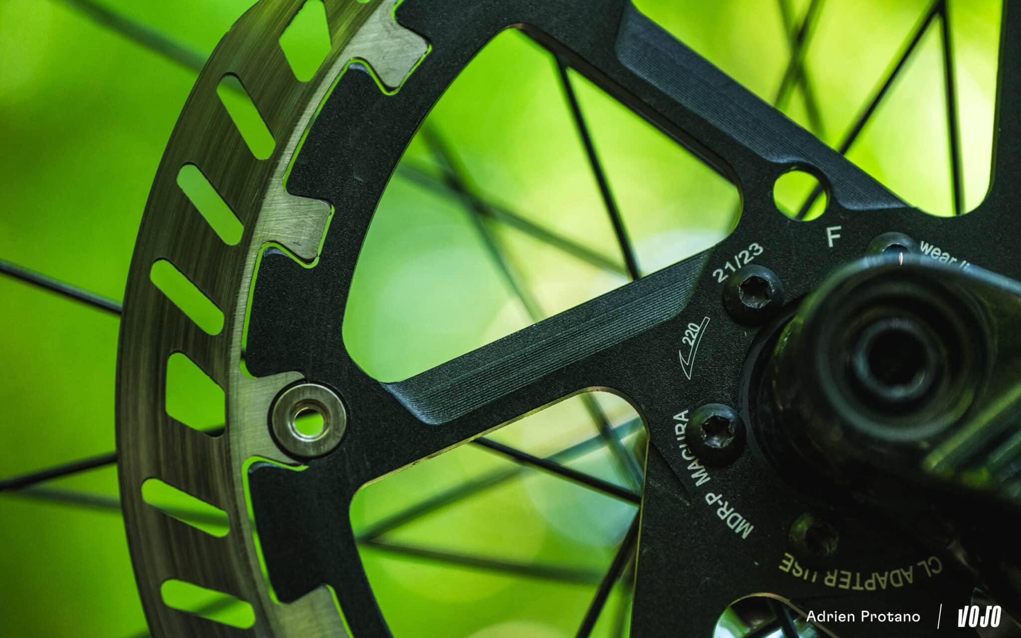 https://www.vojomag.com/app/uploads/2025/06/Cannondale Moterra 2025 VTTAE Avis Test comparaison Vojo A.Protano 1 32 2048x1280.jpg