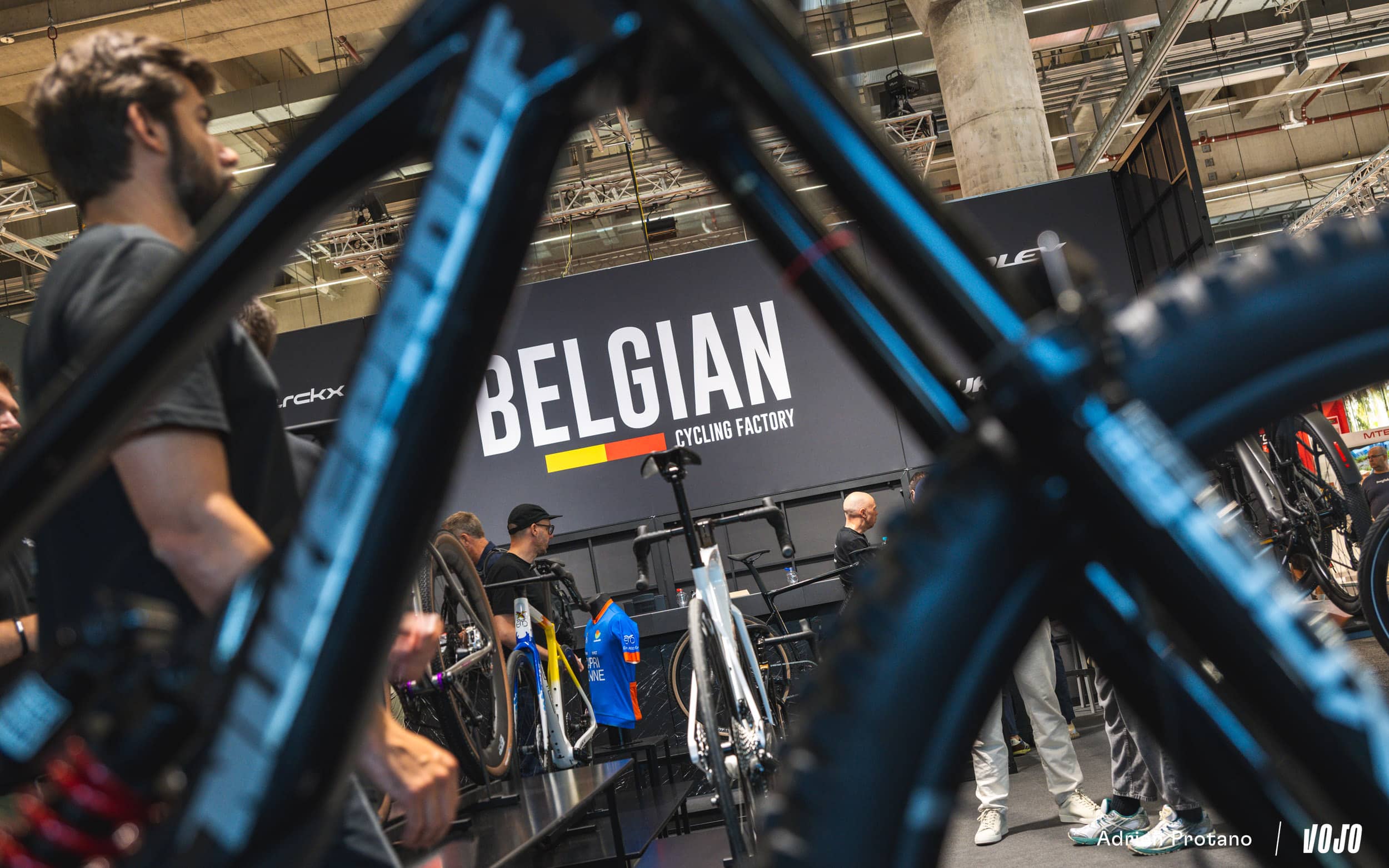 https://www.vojomag.com/app/uploads/2025/06/Eurobike 2025 Avis Test Comparaison Vojo A.Protano 1 11 1.jpg