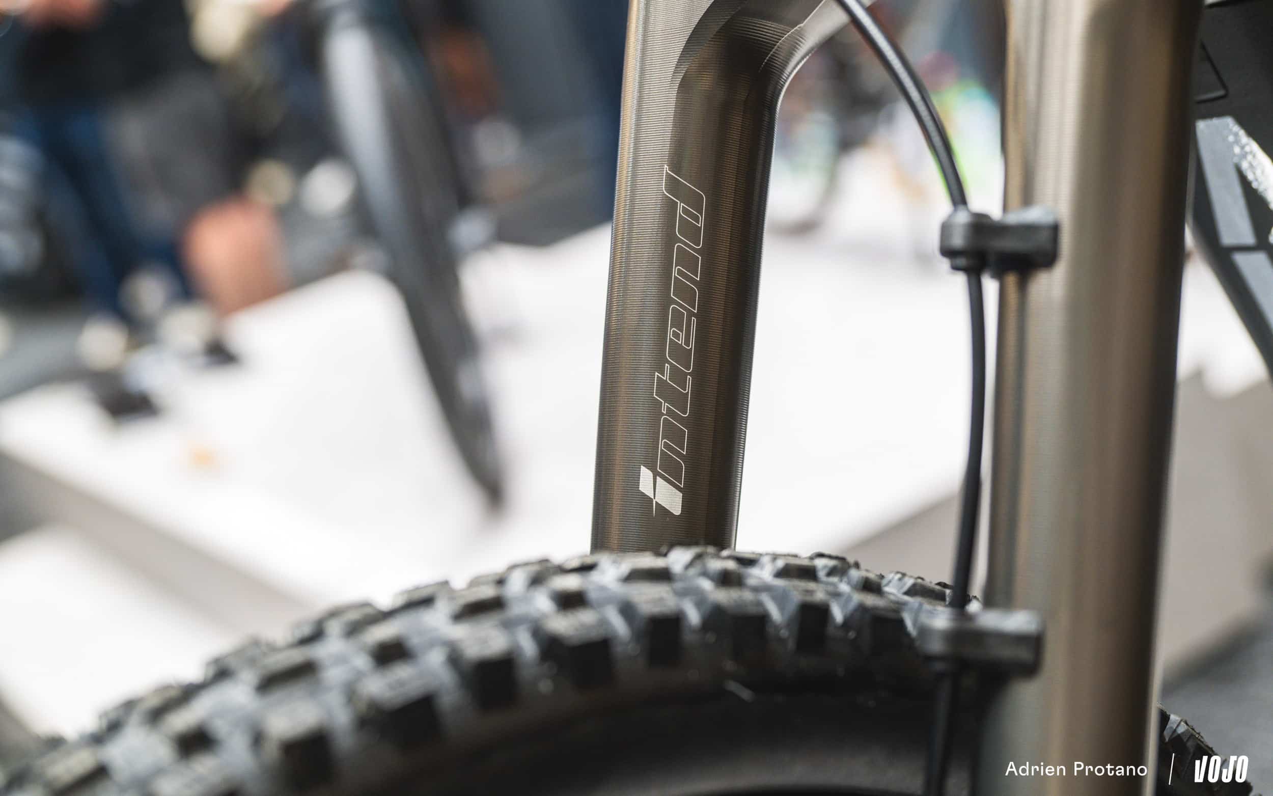 https://www.vojomag.com/app/uploads/2025/06/Eurobike 2025 Avis Test Comparaison Vojo A.Protano 1 17.jpg