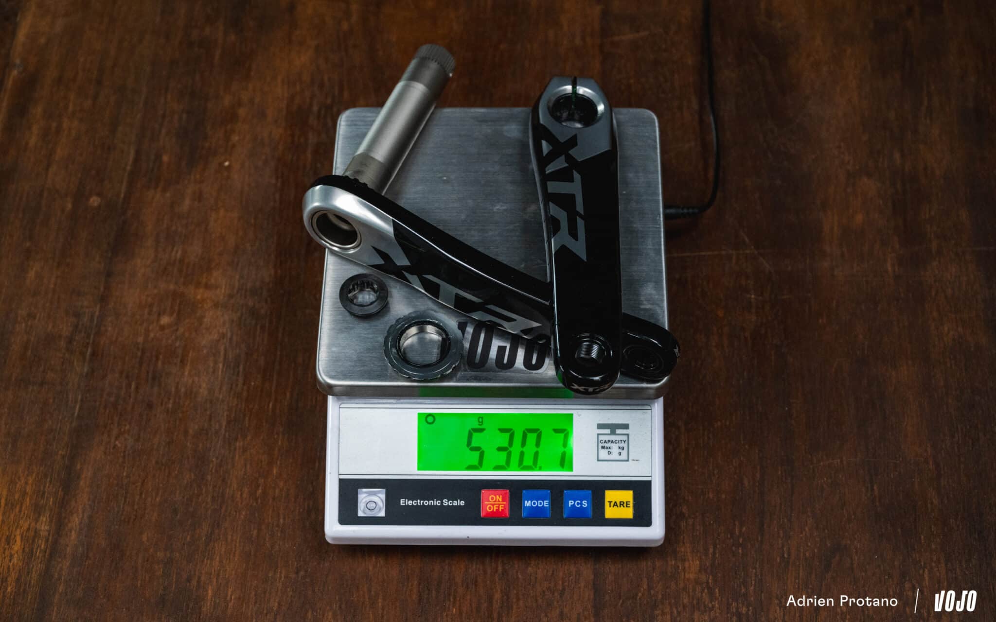 https://www.vojomag.com/app/uploads/2025/06/Shimano XTR DI2 2025 VTT XC Avis Test comparaison Vojo A.Protano 20 2048x1280.jpg