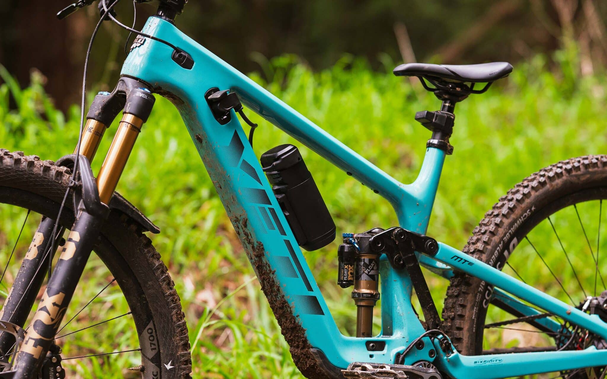 https://www.vojomag.com/app/uploads/2025/06/YETI MTe Bike Check LowRes 20 2048x1280.jpg