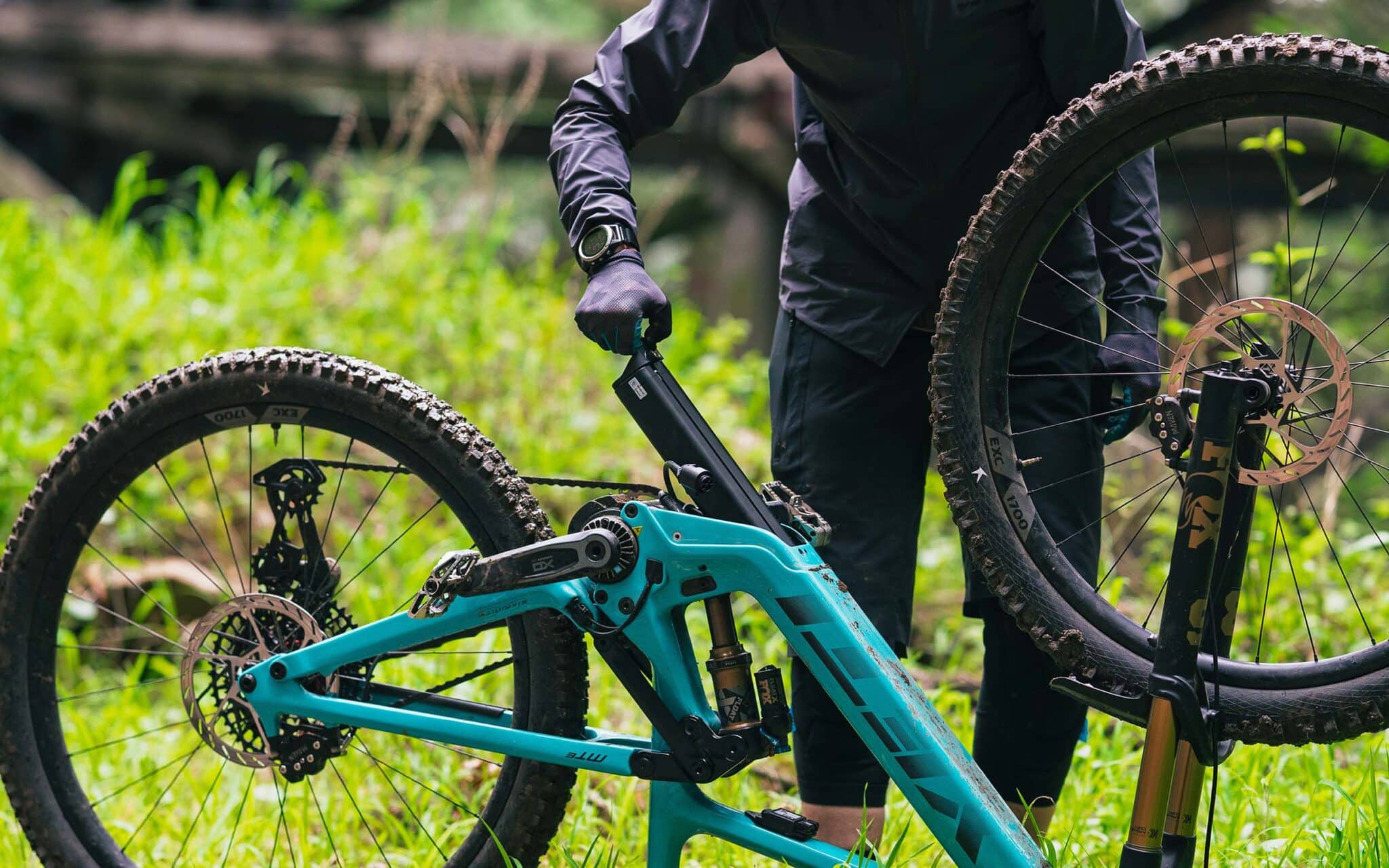 https://www.vojomag.com/app/uploads/2025/06/YETI MTe Bike Check LowRes 20 2048x1280.jpg