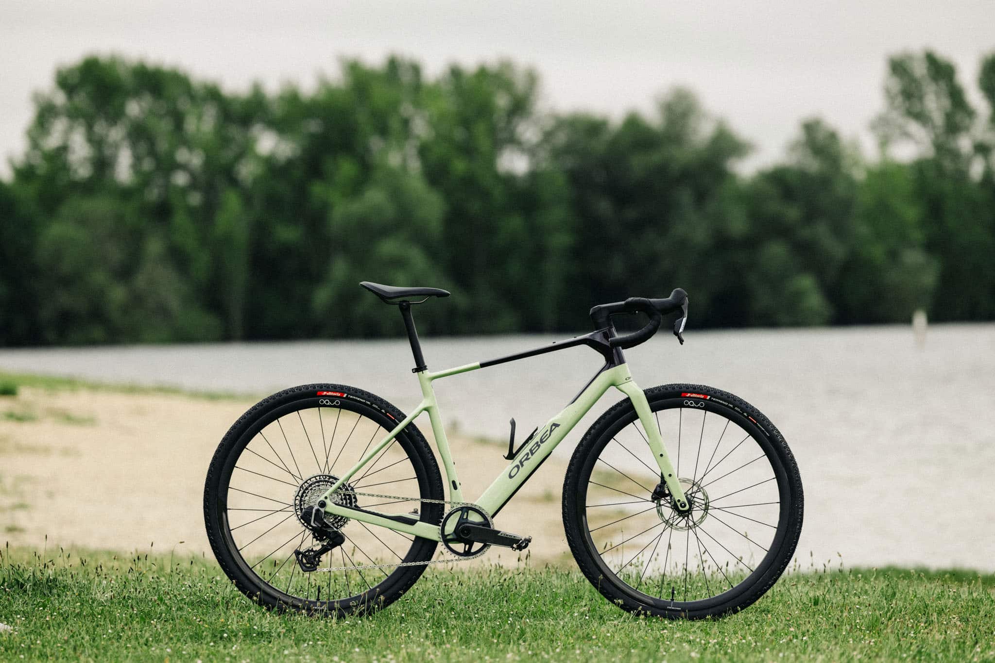 https://www.vojomag.com/app/uploads/2025/06/gravel orbea terra 2025 vojo paul humbert 4.jpg