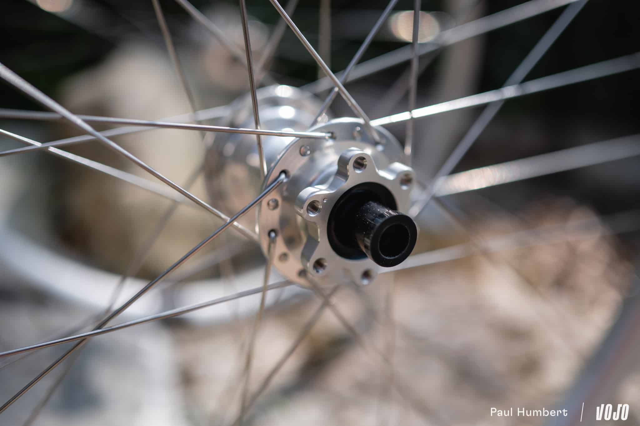 https://www.vojomag.com/app/uploads/2025/06/roues crankbrothers synthesis alu 2 0 2025 vojo paul humbert 7.jpg