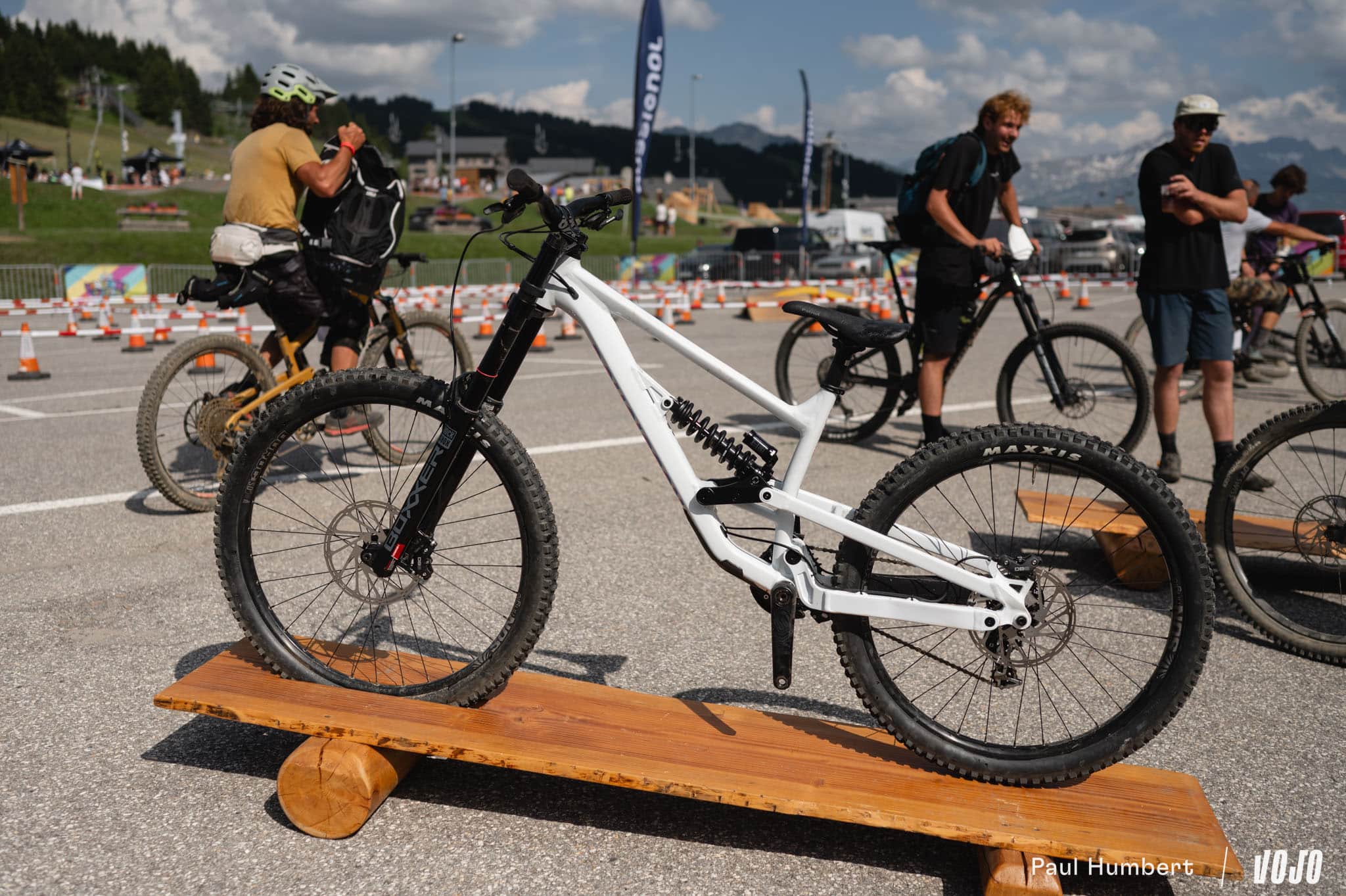 https://www.vojomag.com/app/uploads/2025/06/saisies bike festival salon vtt vttae 2025 vojo paul humbert 13.jpg