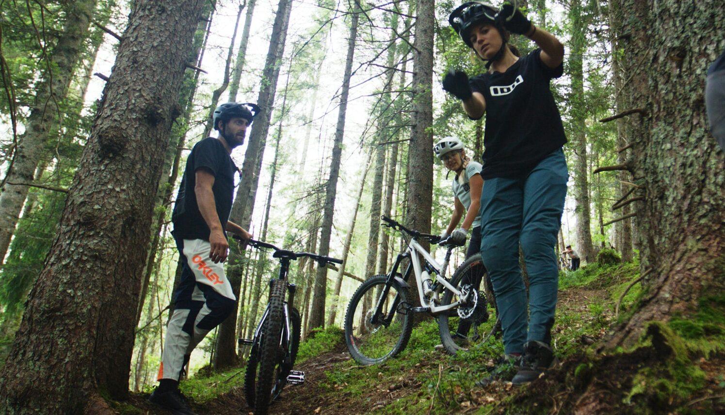 https://www.vojomag.com/app/uploads/2025/06/specialized levo alu 2025 vttae 30 e1749109728961.jpg