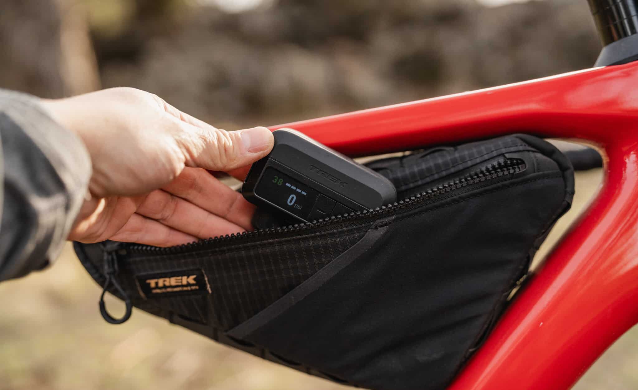 https://www.vojomag.com/app/uploads/2025/06/specialized levo alu 2025 vttae 61 e1749825885131.jpg