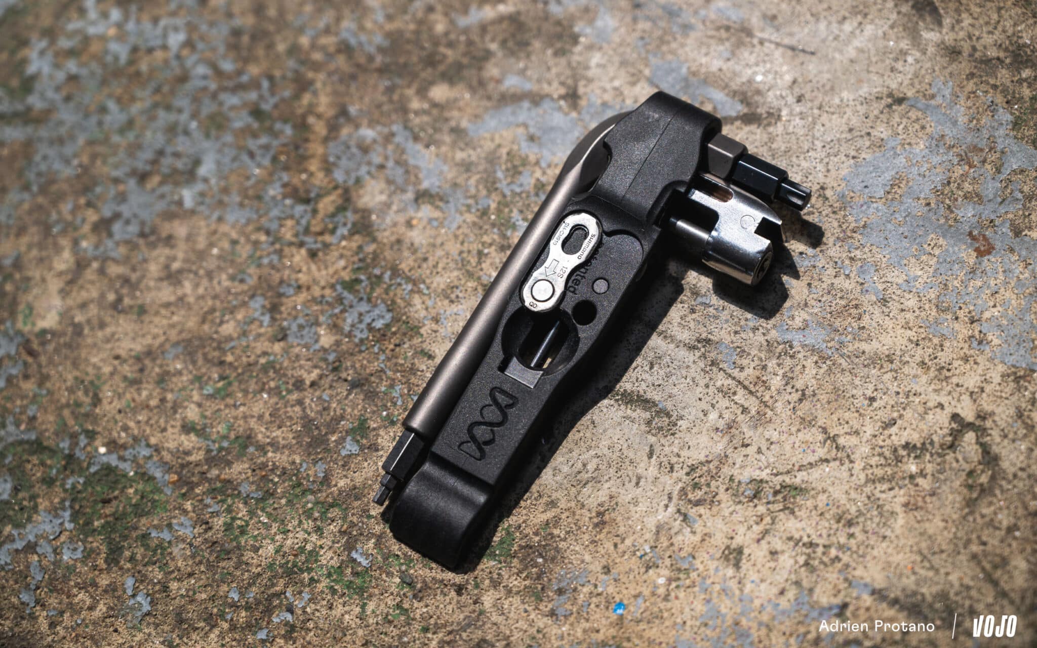 https://www.vojomag.com/app/uploads/2025/07/Day Saver Multi outils VTT 2025 test avis vojo VTTAE nouveaute A.Protano 1 5 2048x1280.jpg