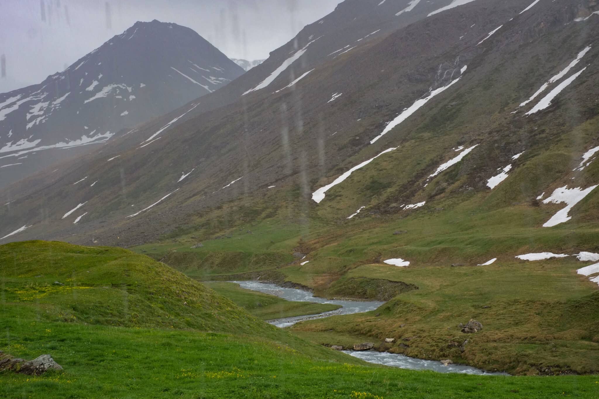 https://www.vojomag.com/app/uploads/2025/07/Haute Maurienne VTT pluie 2048x1365.jpg