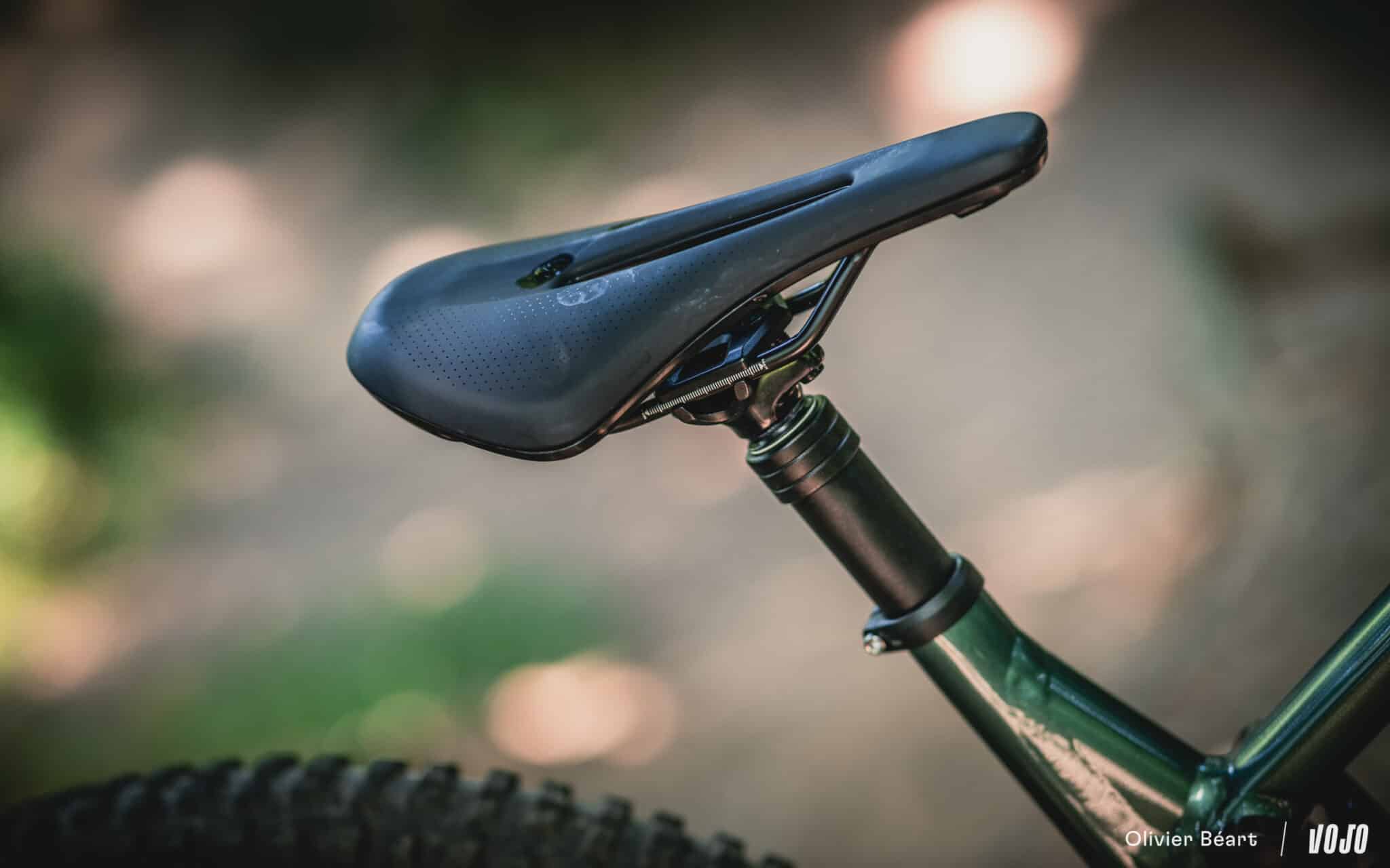 https://www.vojomag.com/app/uploads/2025/07/Rockrider Feel 700S test essai avis prix equipement - Copyright Olivier Beart Vojo Magazine 14 2048x1280.jpg