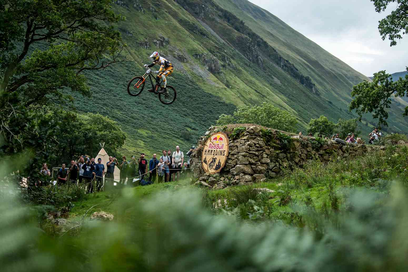 Comment regarder la Red Bull Hardline 2025 ? Infos, horaires et lien de diffusion