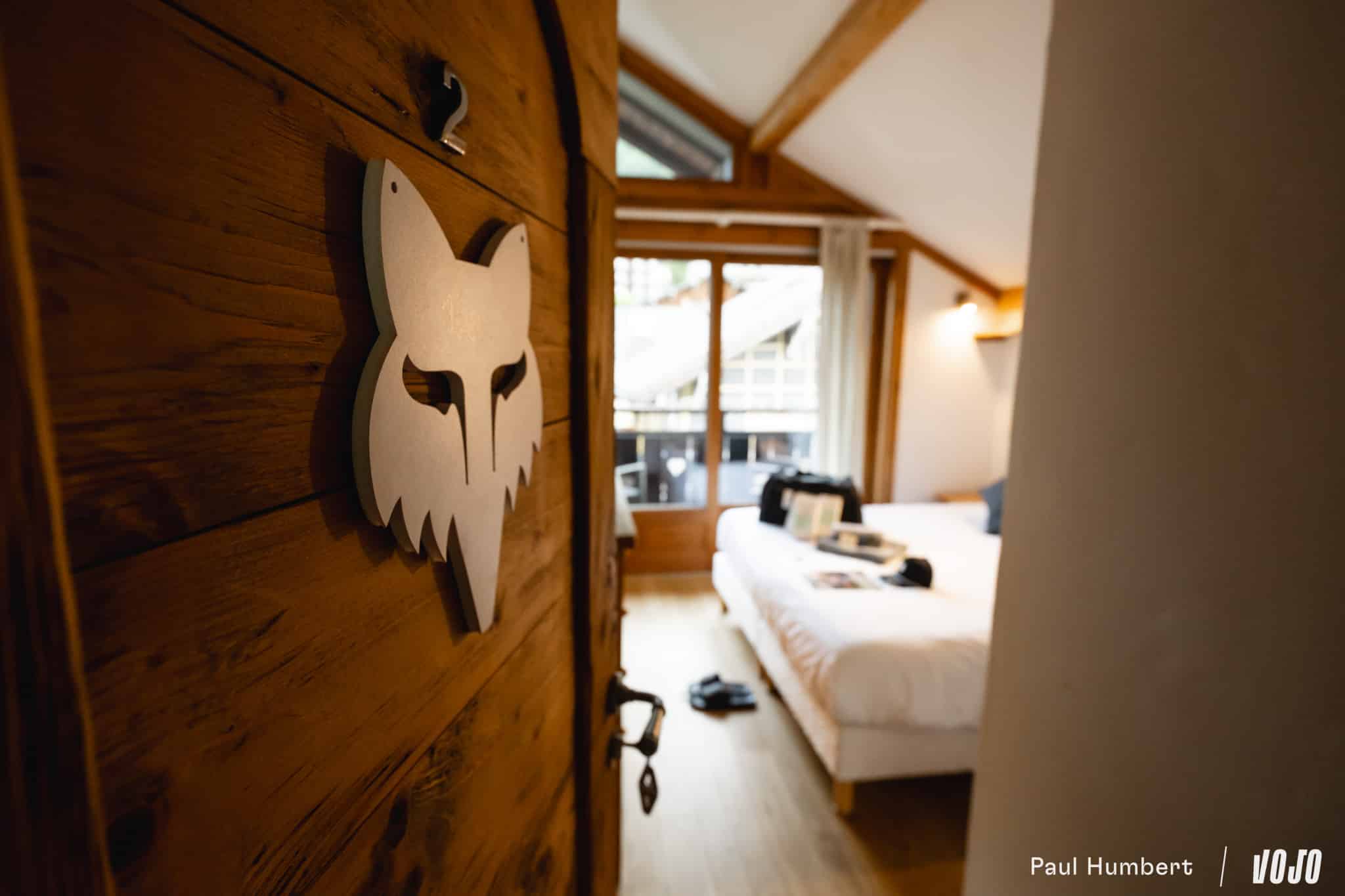 https://www.vojomag.com/app/uploads/2025/07/ride chalet fox atlas 2025 vojo paul humbert 2.jpg