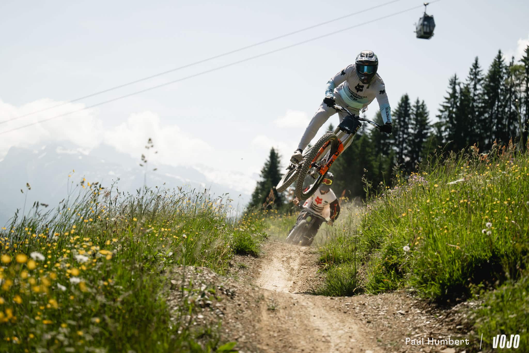 https://www.vojomag.com/app/uploads/2025/07/ride chalet fox atlas 2025 vojo paul humbert 32.jpg